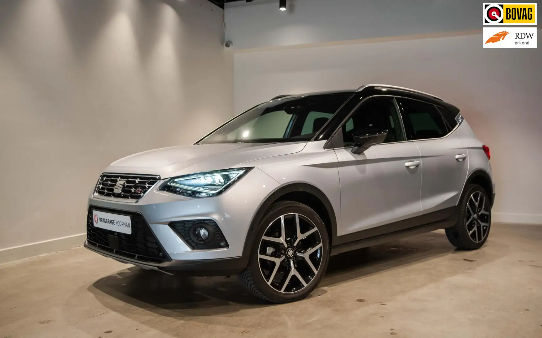 SEAT Arona 1.0 TSI FR Gris - 1