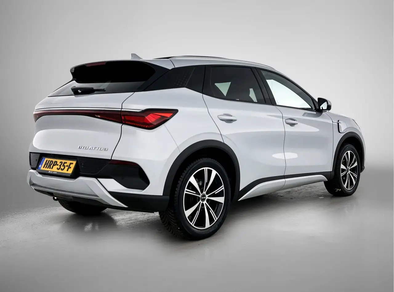 BYD Atto 3 Comfort 60 kWh | Facelift | Zwart Leder | 420 KM W 2