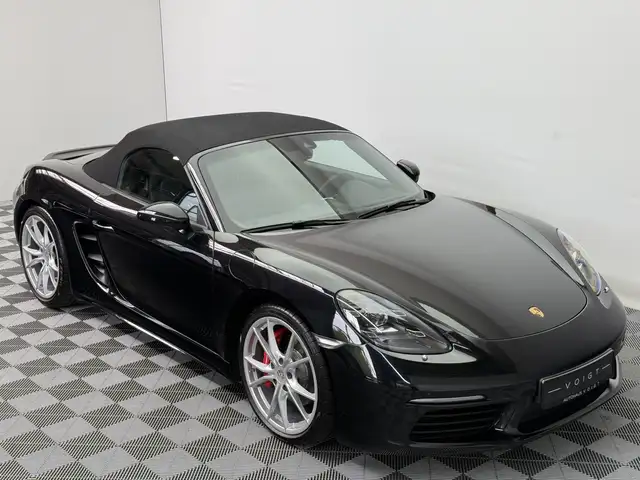 Porsche Boxster view 10