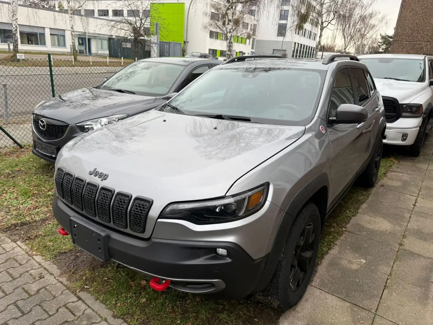 Jeep Cherokee Trailhawk,Leder,Pano Plateado - 1