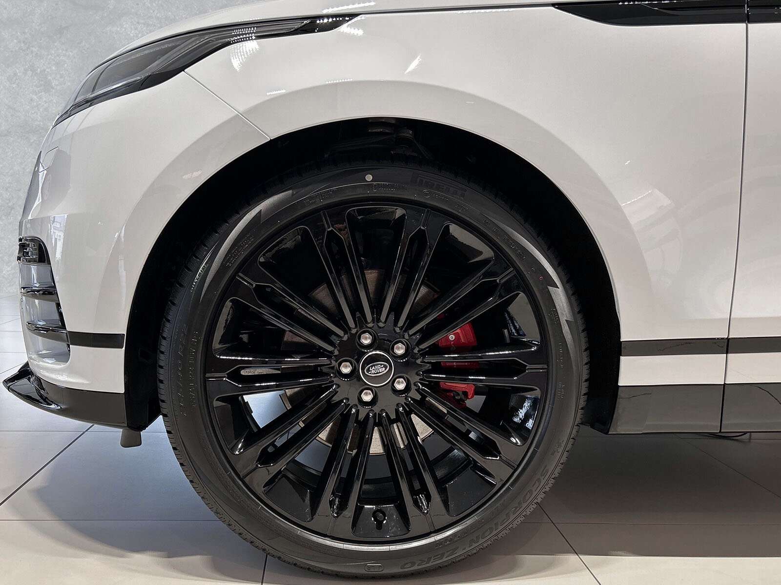 Land Rover Range Rover Velar