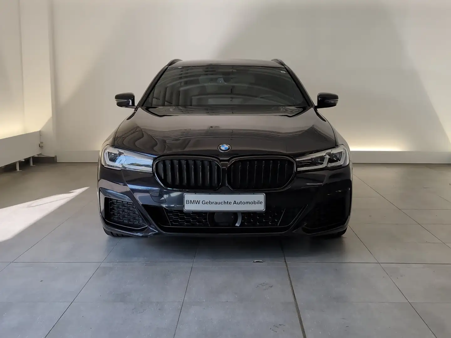 BMW 520 d Touring M Sportpaket H&K/Ambiente/Lordose H&K/Am Noir - 2