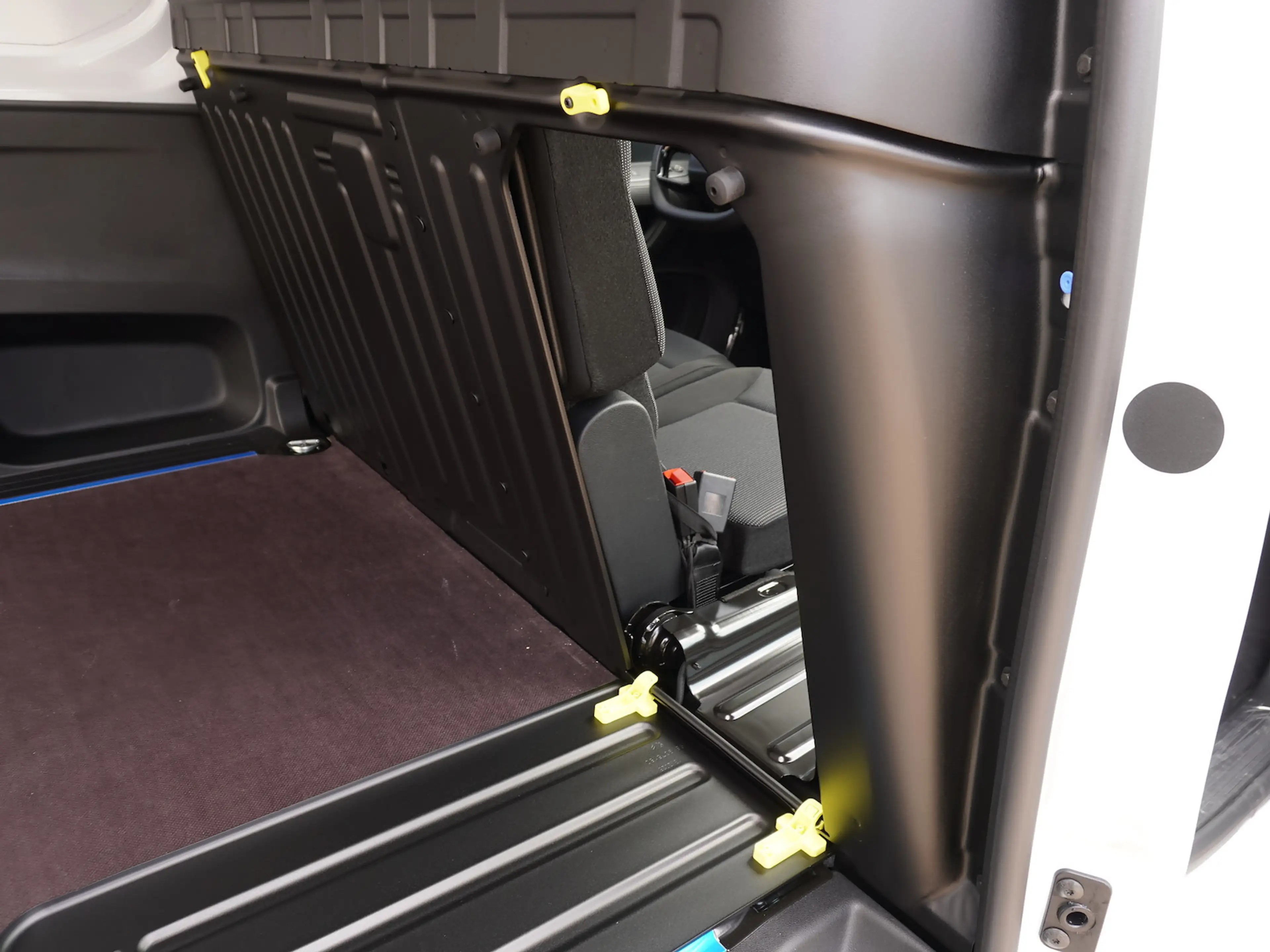 Fiat E-Doblo L1 50 kW/h / Wärmepumpe + Holzboden — photo 8