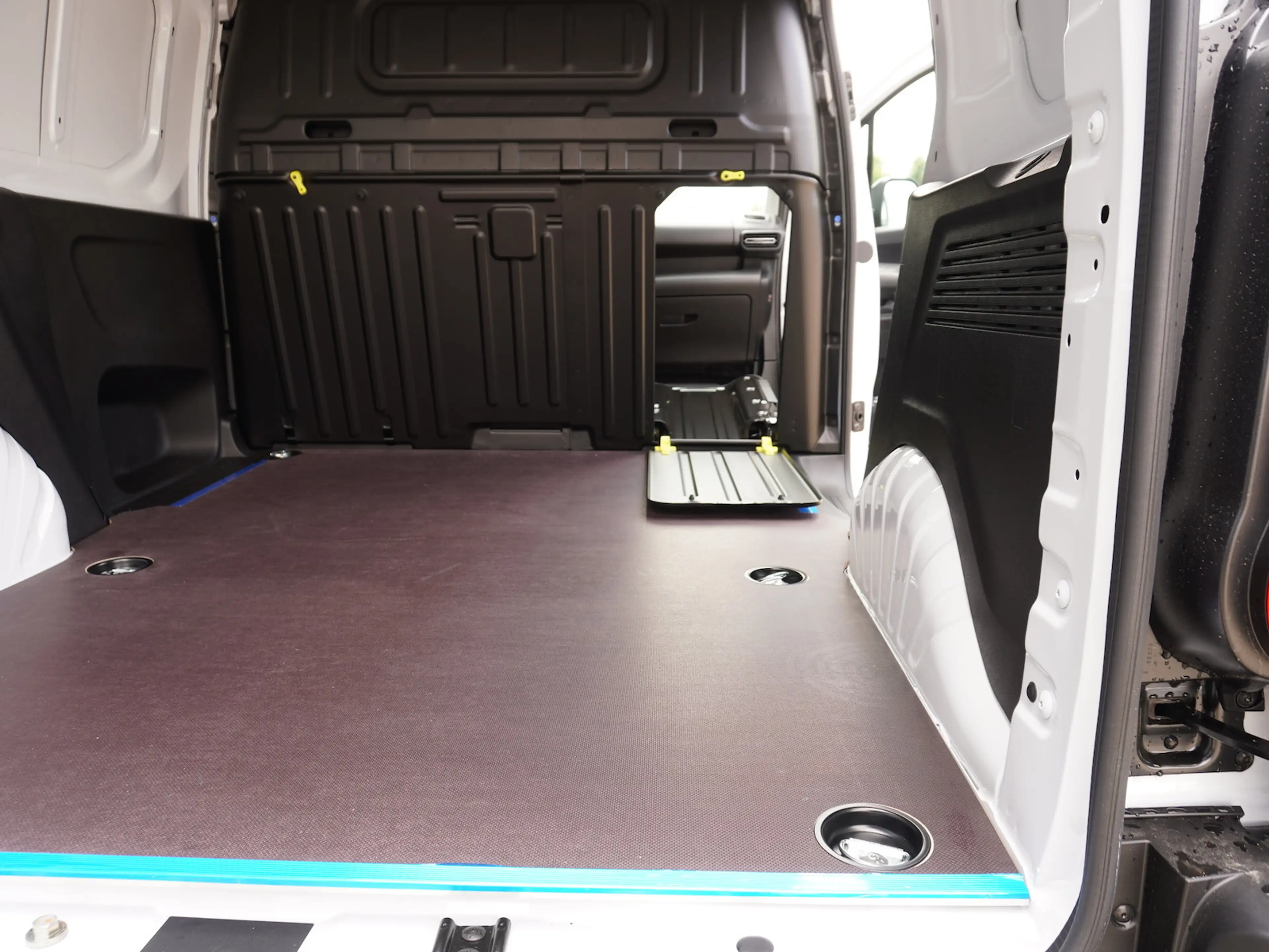 Fiat E-Doblo L1 50 kW/h / Wärmepumpe + Holzboden — photo 6