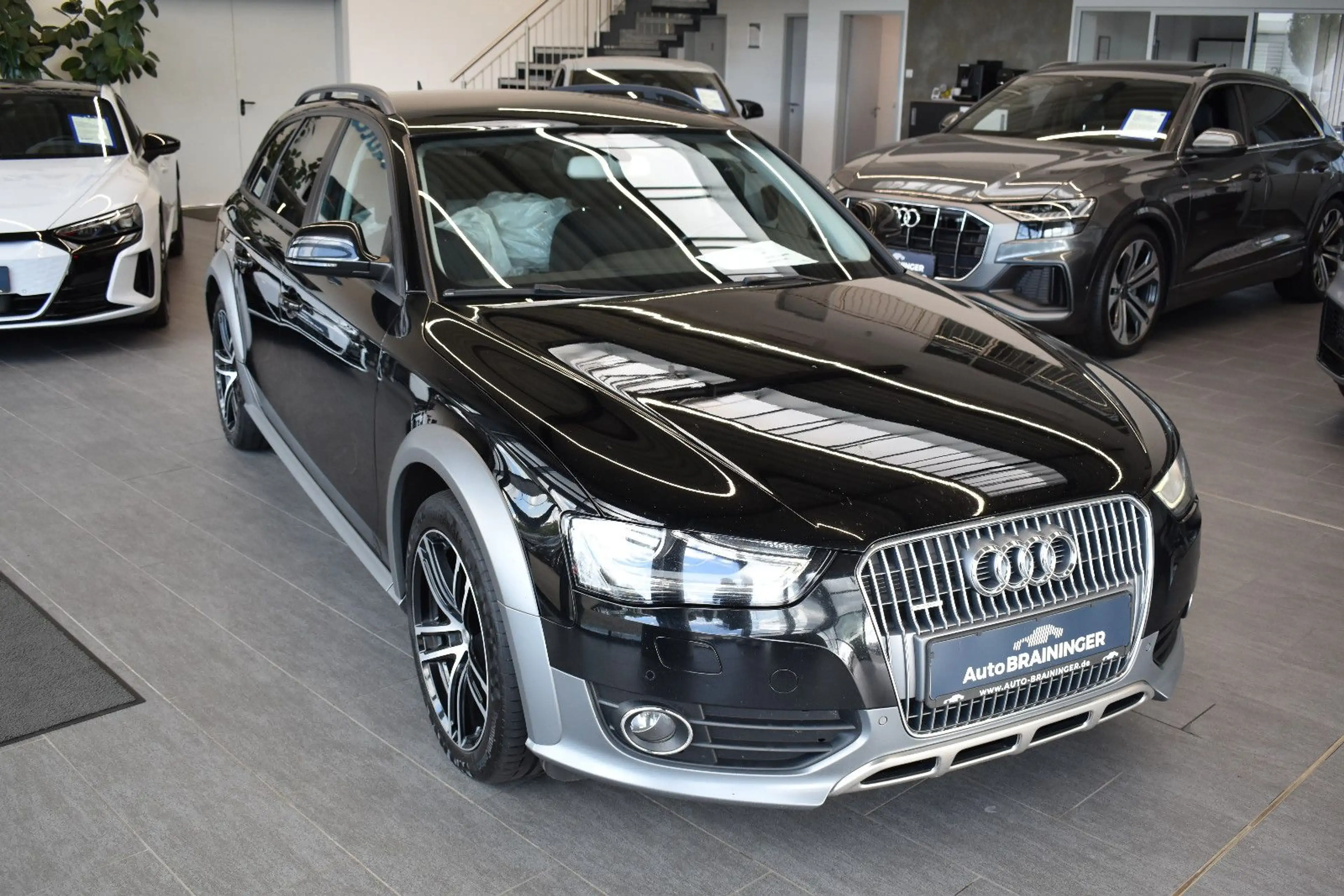Audi A4 allroad 2.0TDI Quattro S-tronic XenonPlus~AHK — photo 5