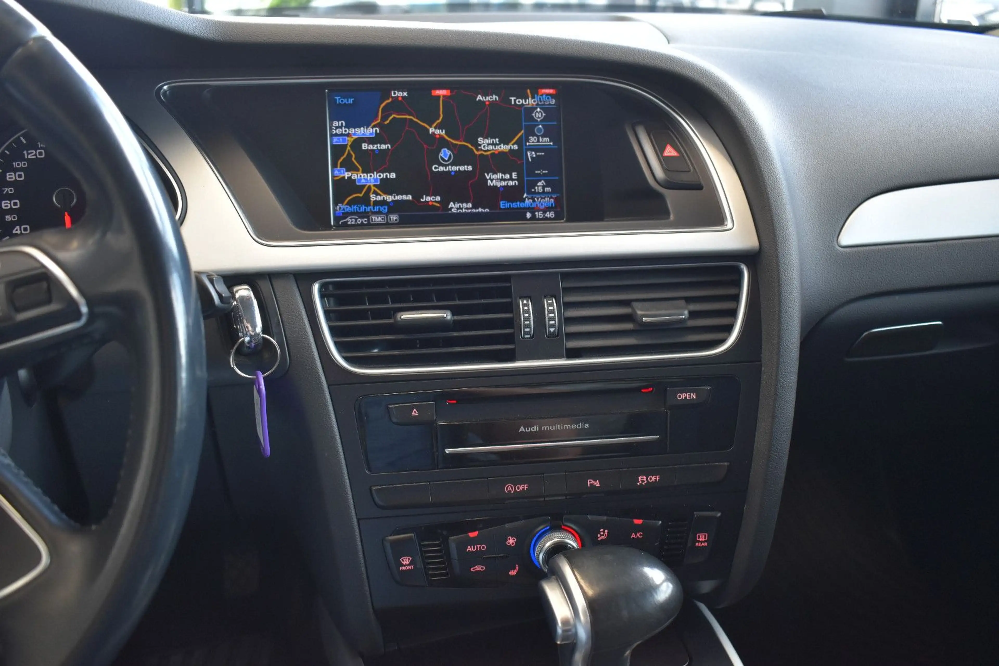Audi A4 allroad 2.0TDI Quattro S-tronic XenonPlus~AHK — photo 13