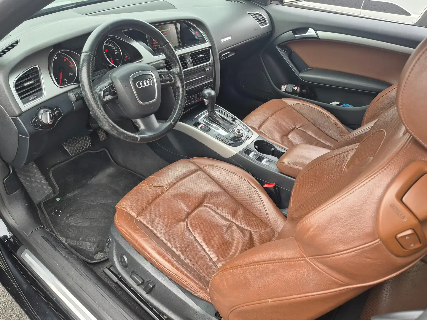 Audi A5 A5 Cabriolet V6 2.7 TDI 190 Noir - 2