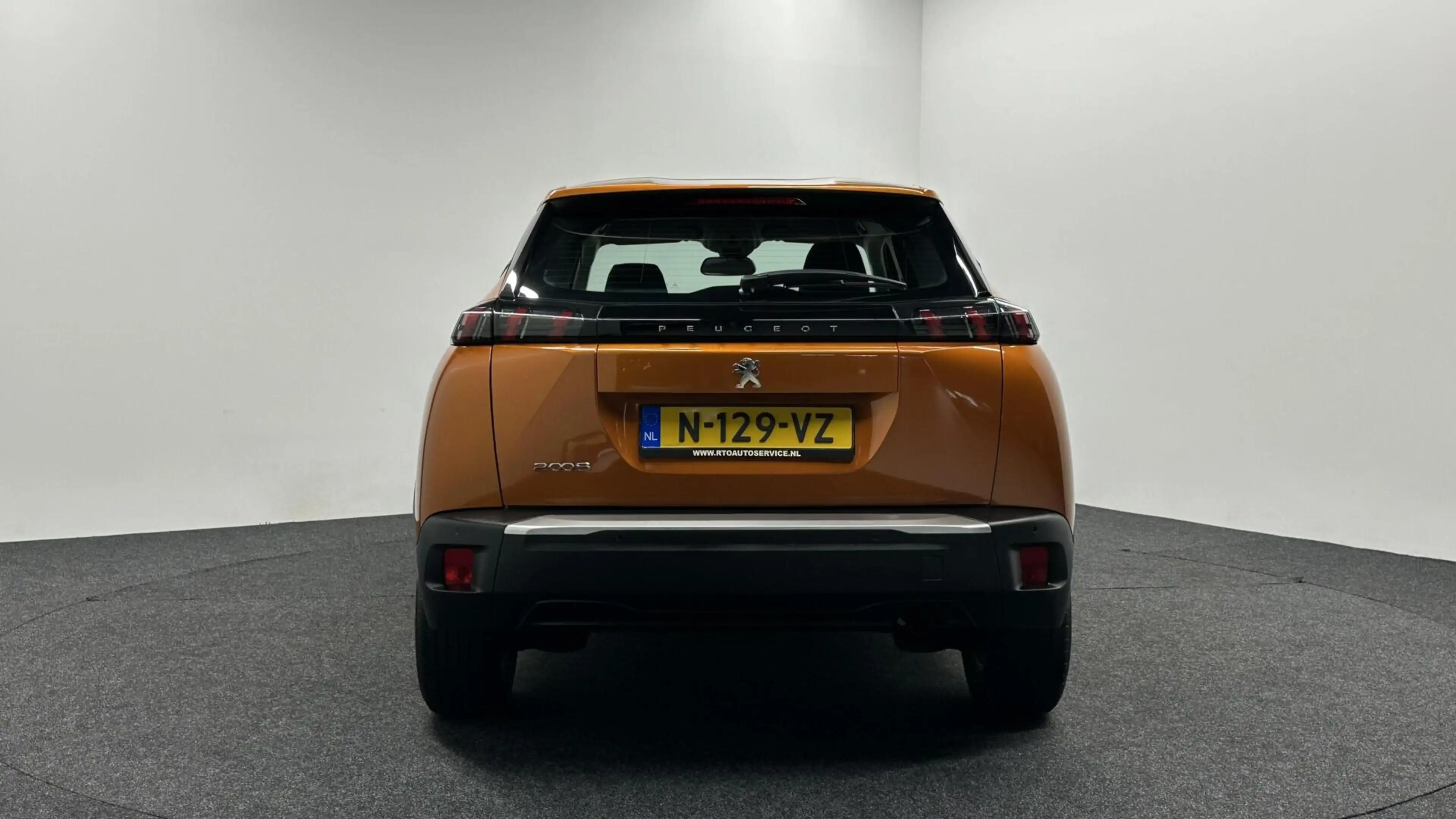 Peugeot 2008 1.2 PureTech Active Pack NAVIGATIE CARPLAY CRUISE — photo 7