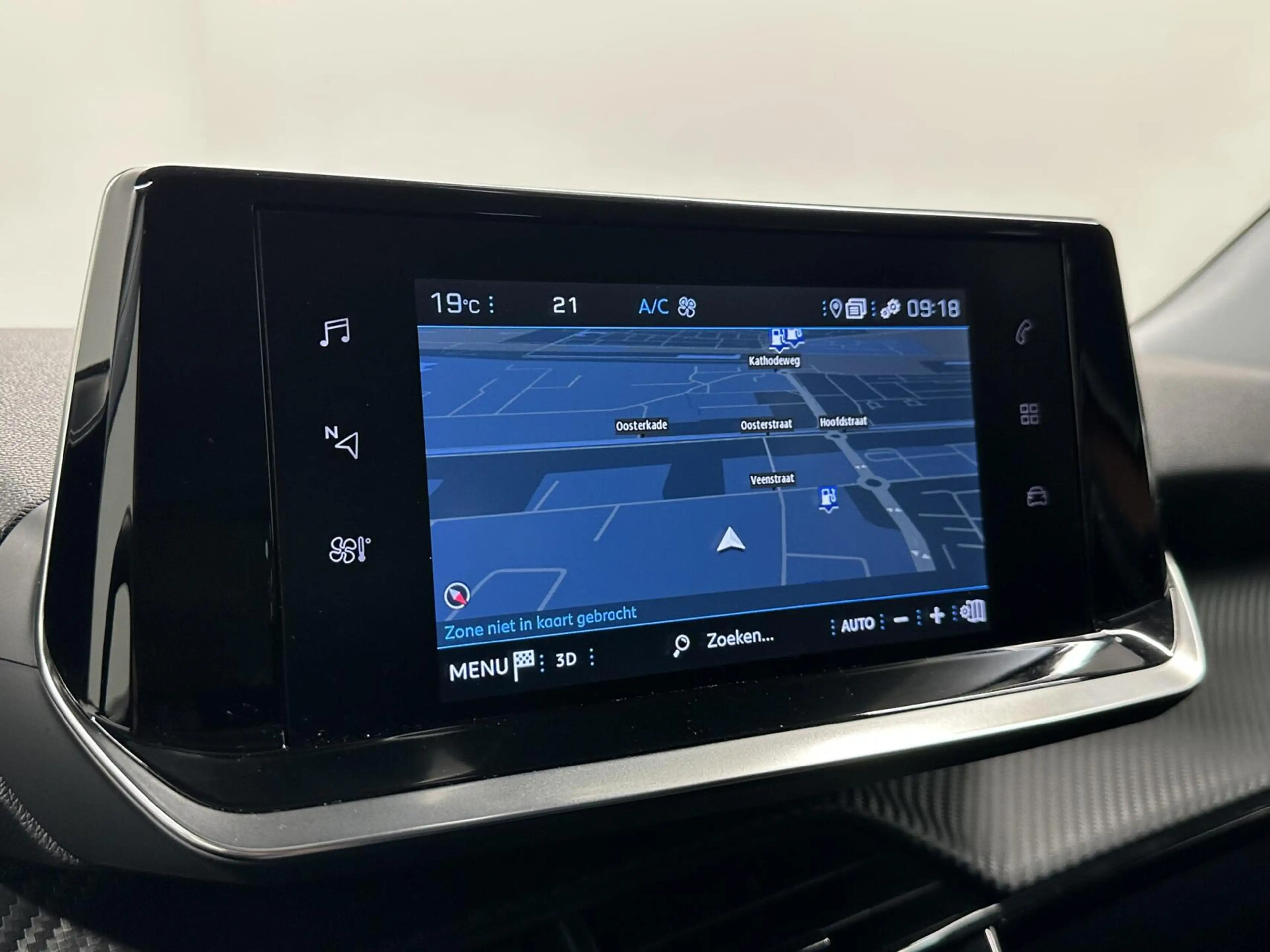 Peugeot 2008 1.2 PureTech Active Pack NAVIGATIE CARPLAY CRUISE — photo 31