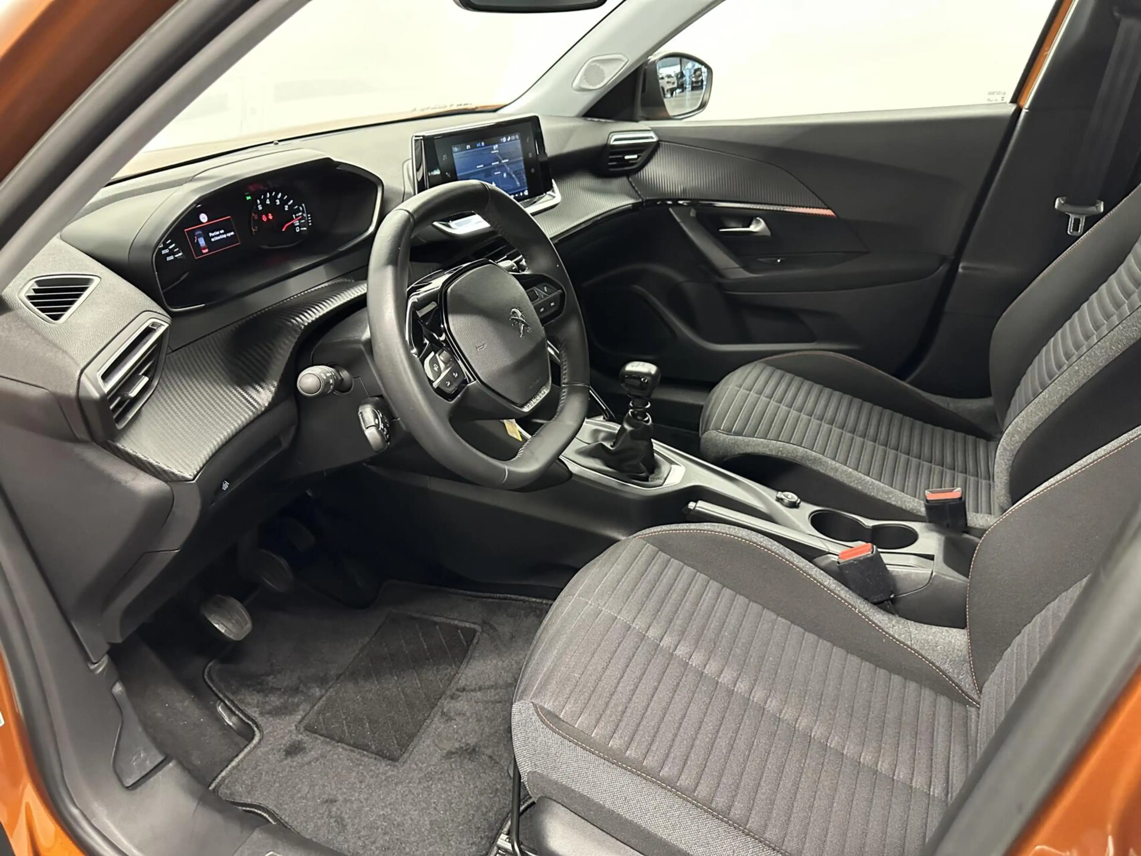 Peugeot 2008 1.2 PureTech Active Pack NAVIGATIE CARPLAY CRUISE — photo 14