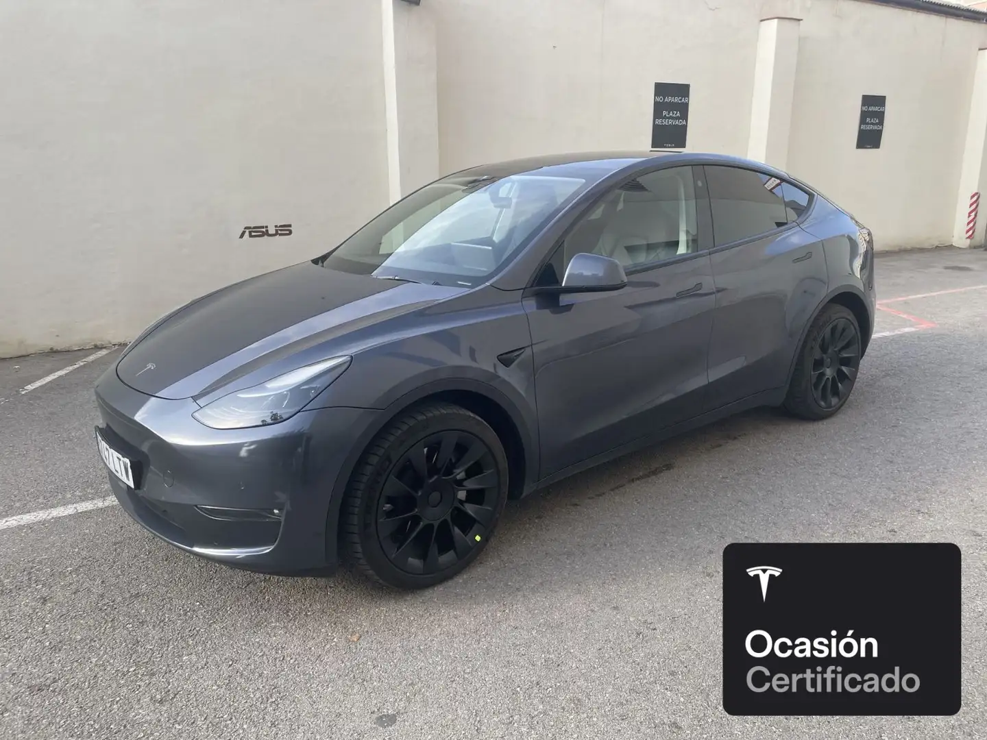 Tesla Model Y Long Range AWD Argento - 1