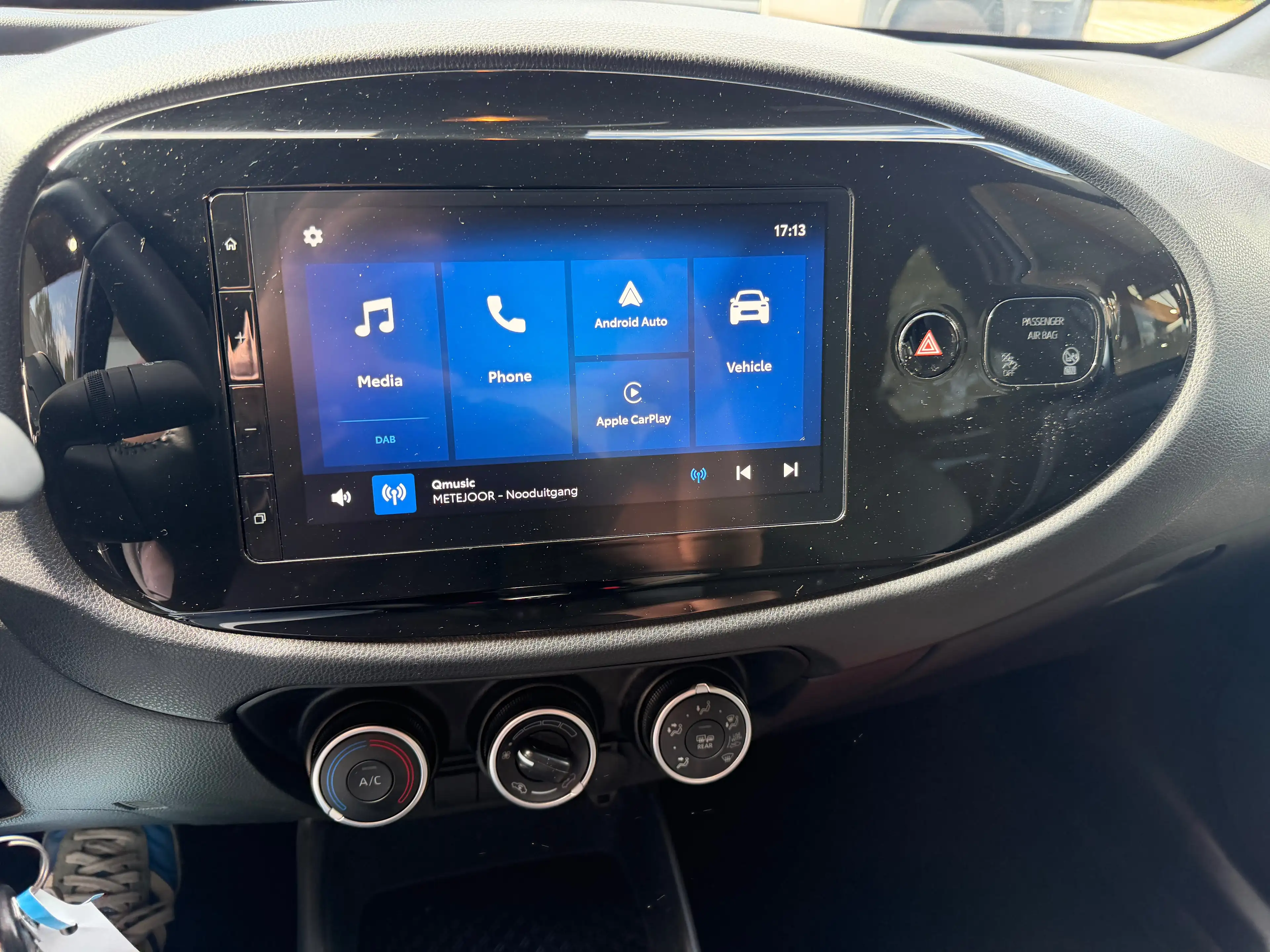 Toyota Aygo X X PLAY **GSM 0475323828**10 ANS GARANTIE — photo 13