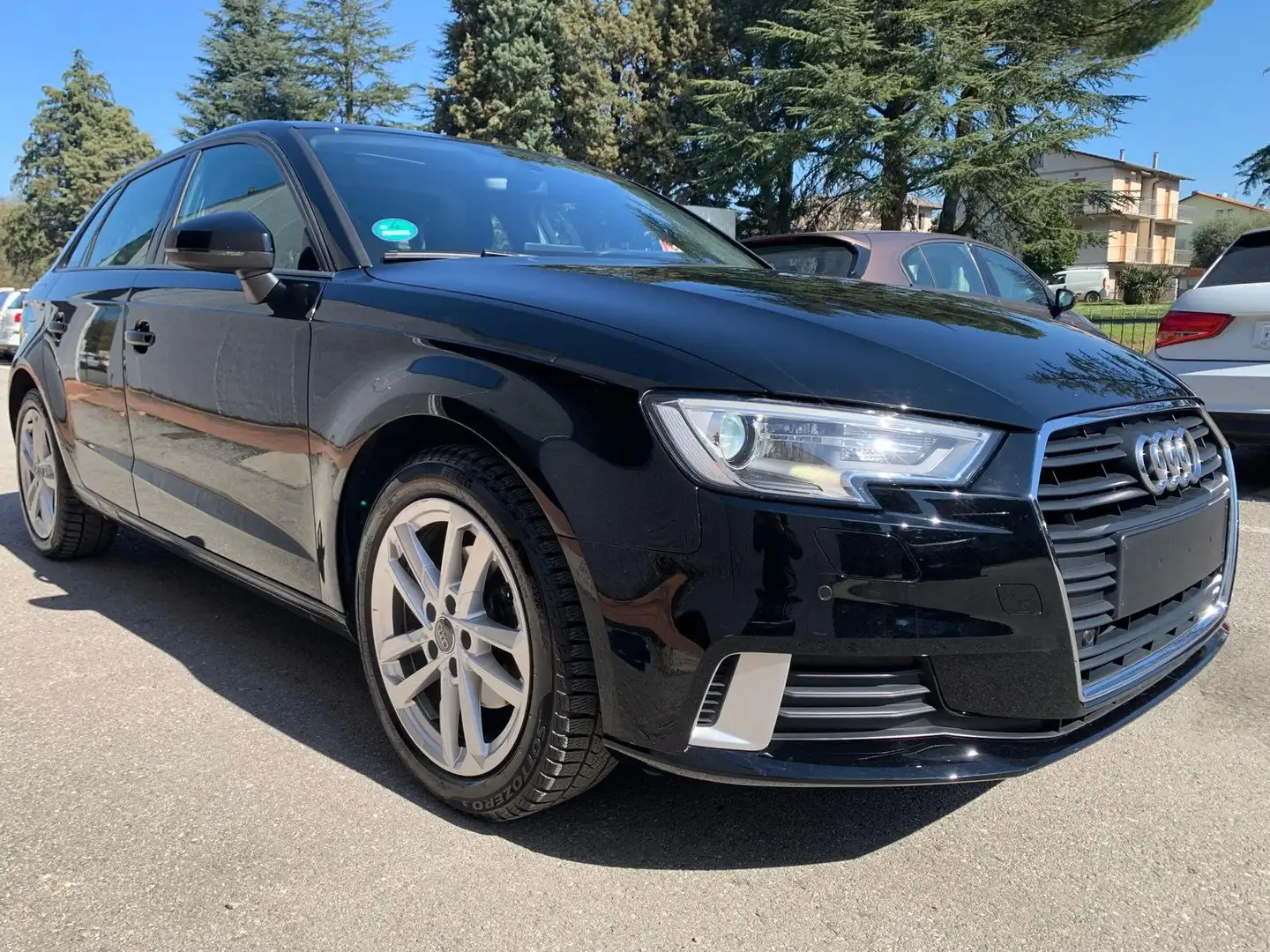 Audi A3 Sportback 30 1.5 g-tron s-tronic Noir - 2
