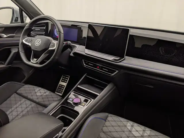 Volkswagen Tiguan view 6
