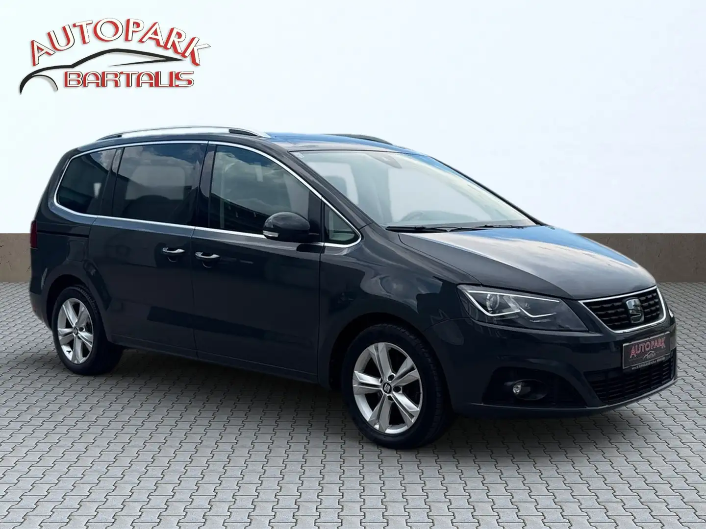 SEAT Alhambra Xcellence**1.BESITZ**NAVI**KAM**7.SITZER**AHK Grau - 2