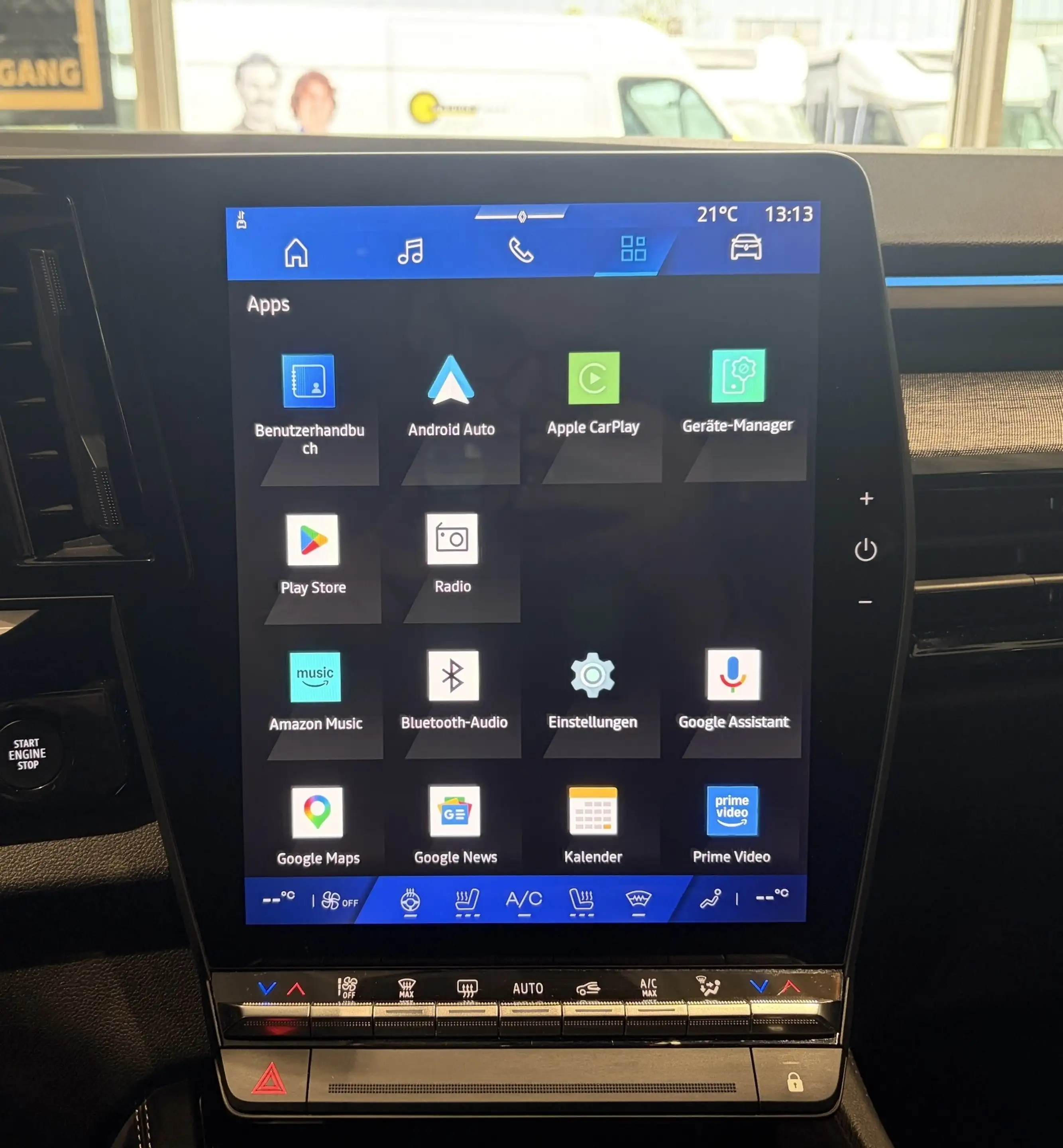Renault Austral Techno Full Hybrid 200 PS — photo 12