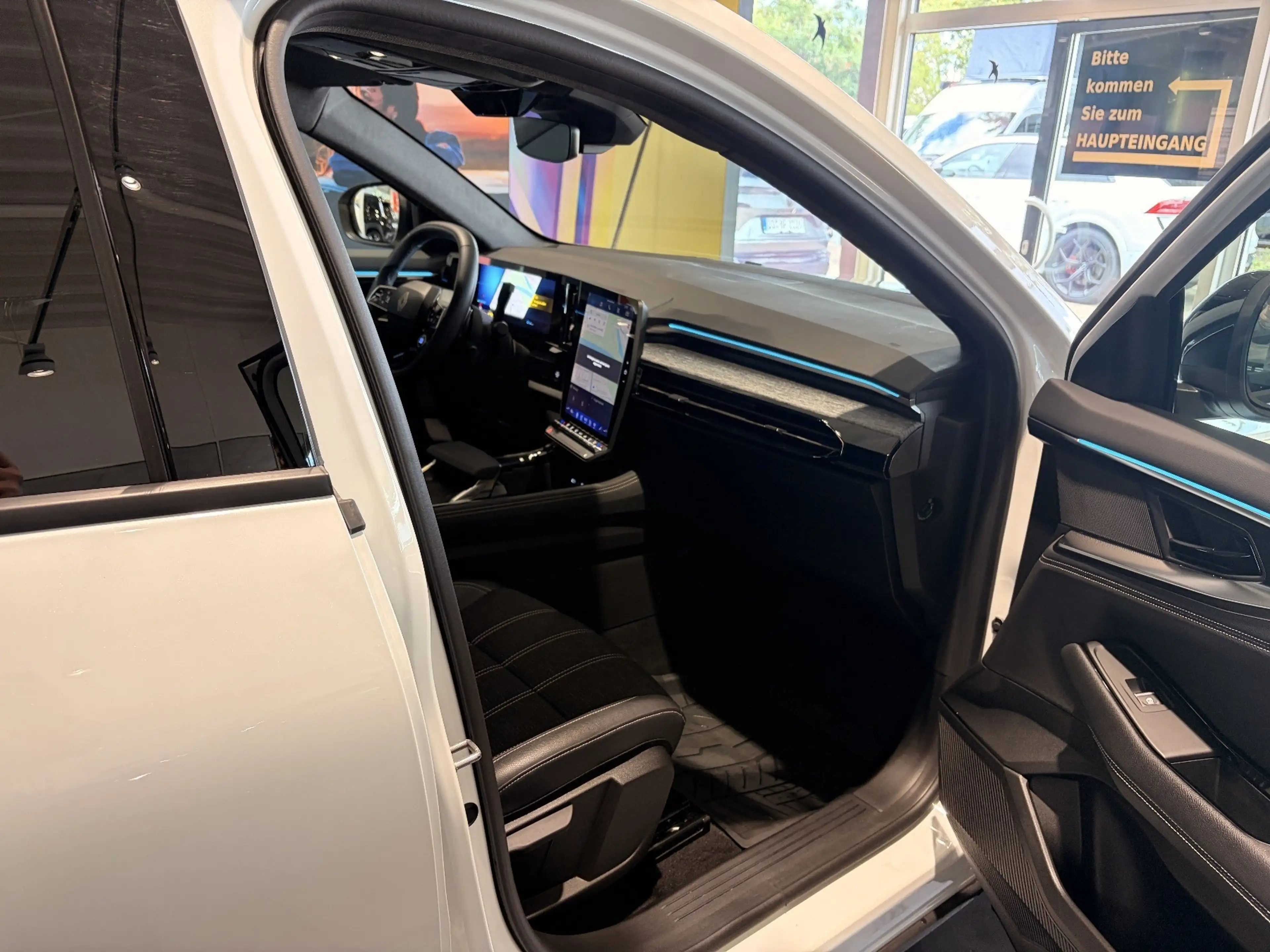 Renault Austral Techno Full Hybrid 200 PS — photo 5