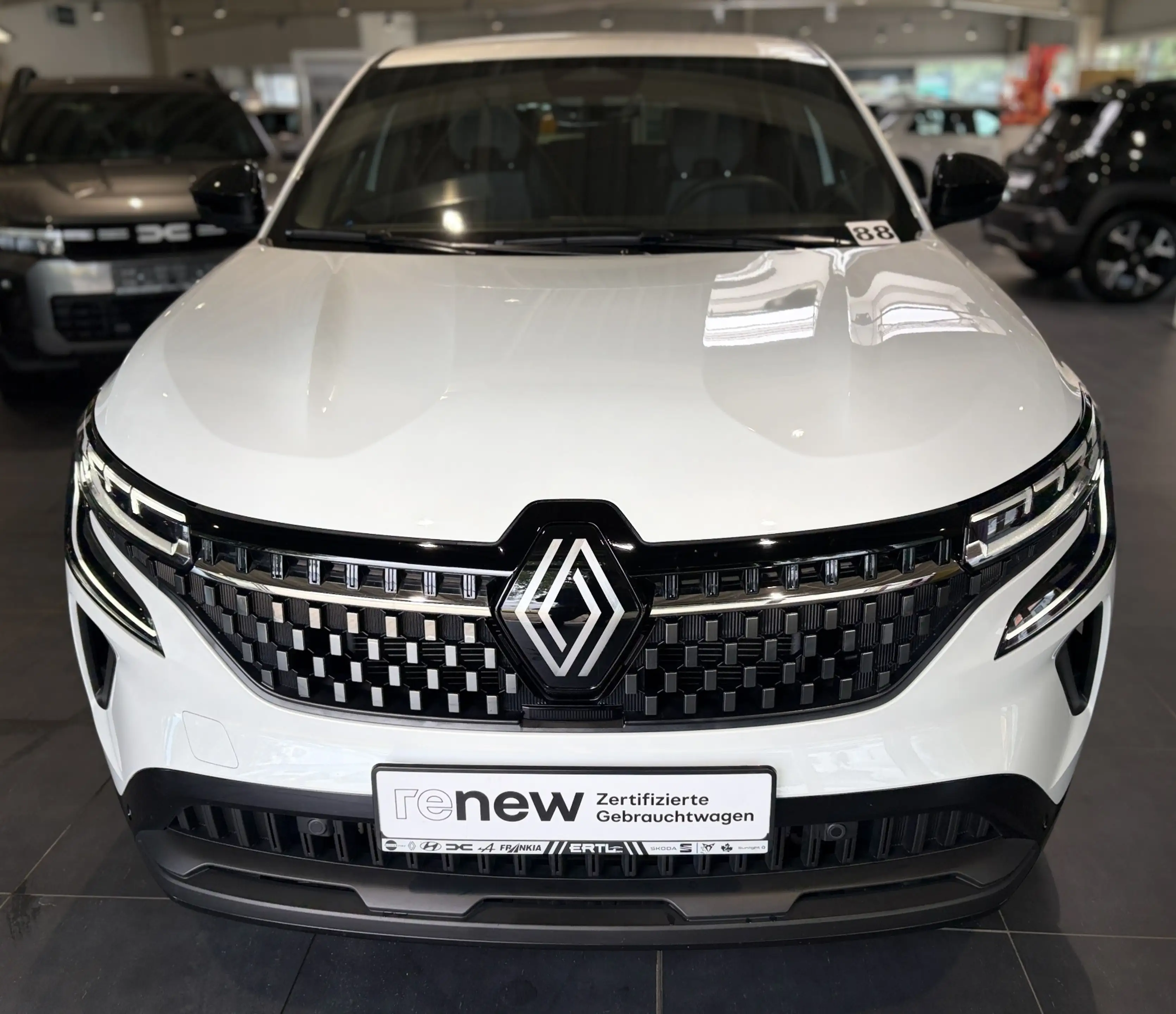 Renault Austral Techno Full Hybrid 200 PS — photo 2