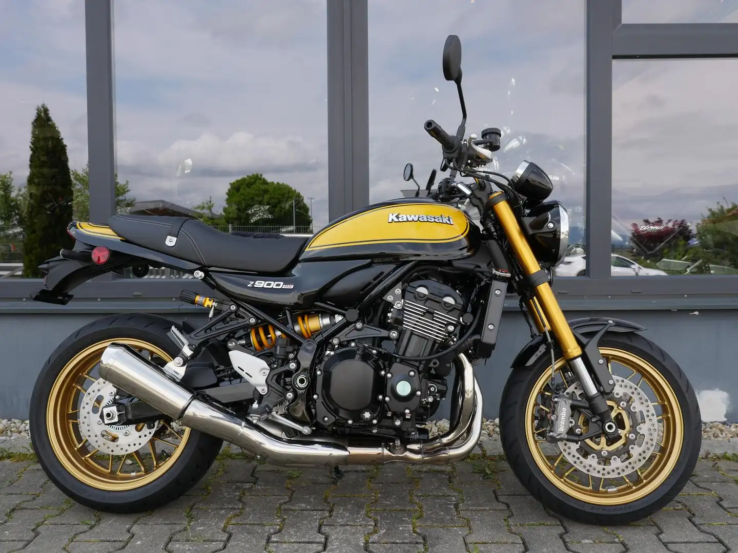 Kawasaki Z 900 - 2024 - TOP - 1