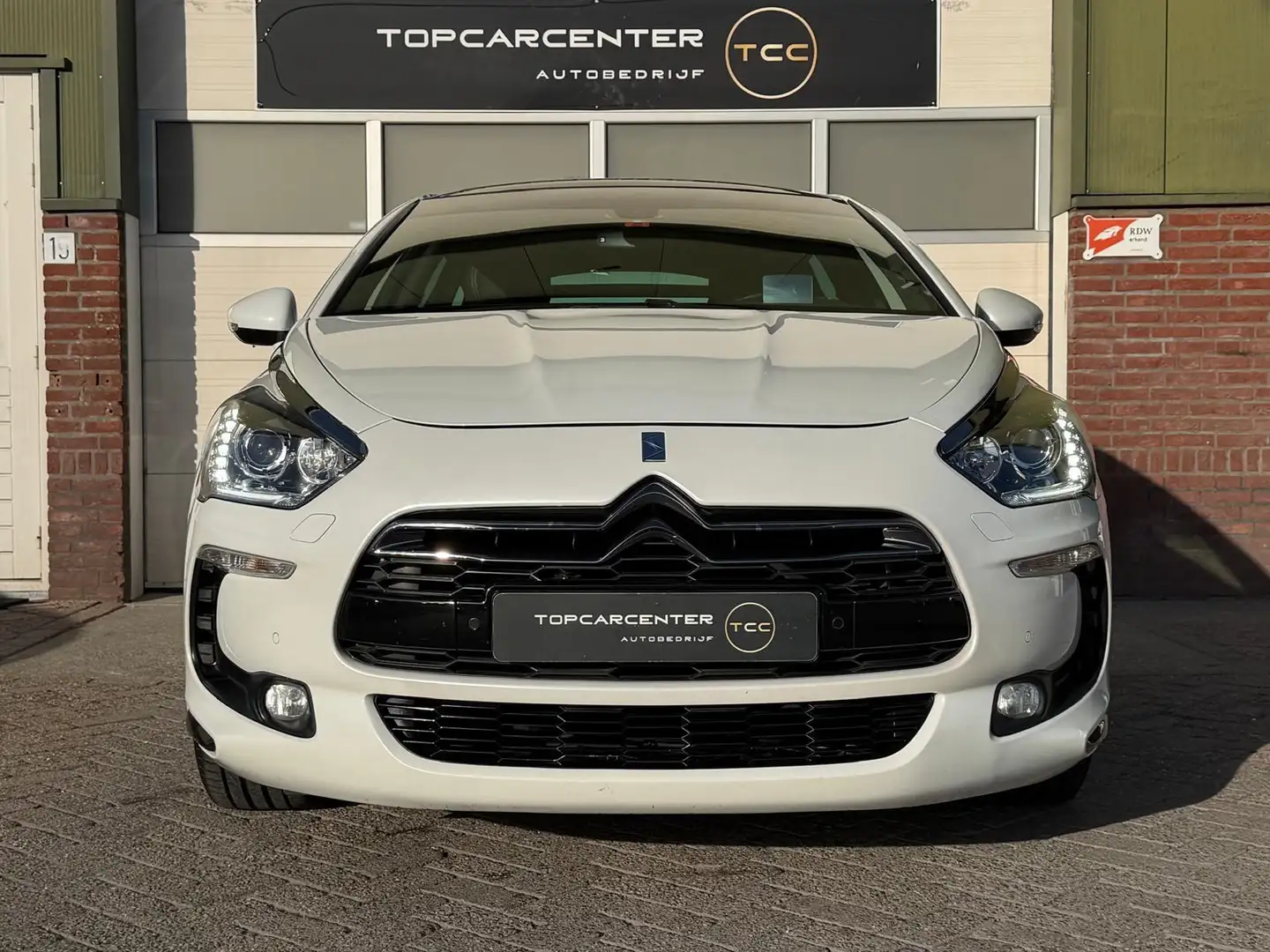 Citroen DS5 1.6 So Chic/STOELV/CAMERA/TREKH/KEYLESS/APK/NAP Wit - 2