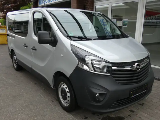 Opel Vivaro Combi L1H1  2,7t