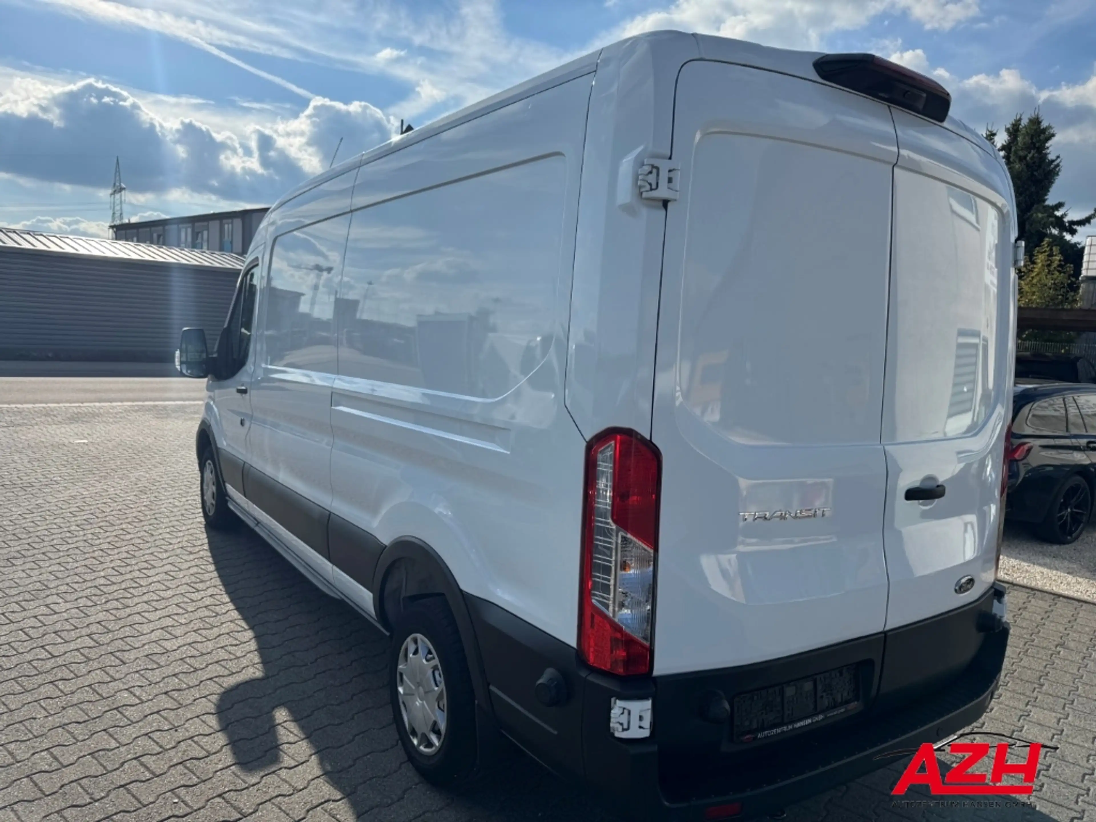 Ford Transit Kasten L3H2 neuer original Ford AT-Motor — photo 3