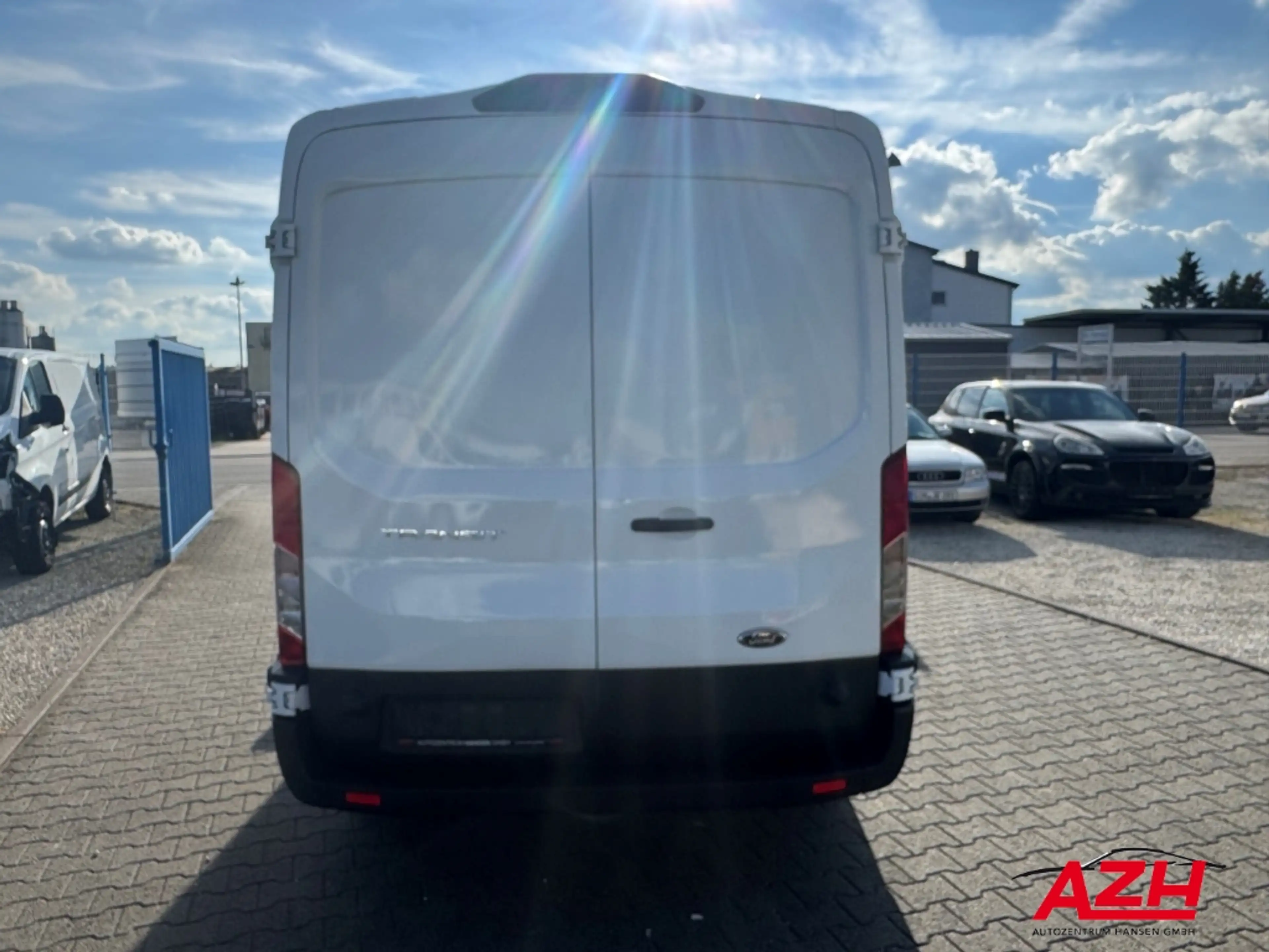 Ford Transit Kasten L3H2 neuer original Ford AT-Motor — photo 9