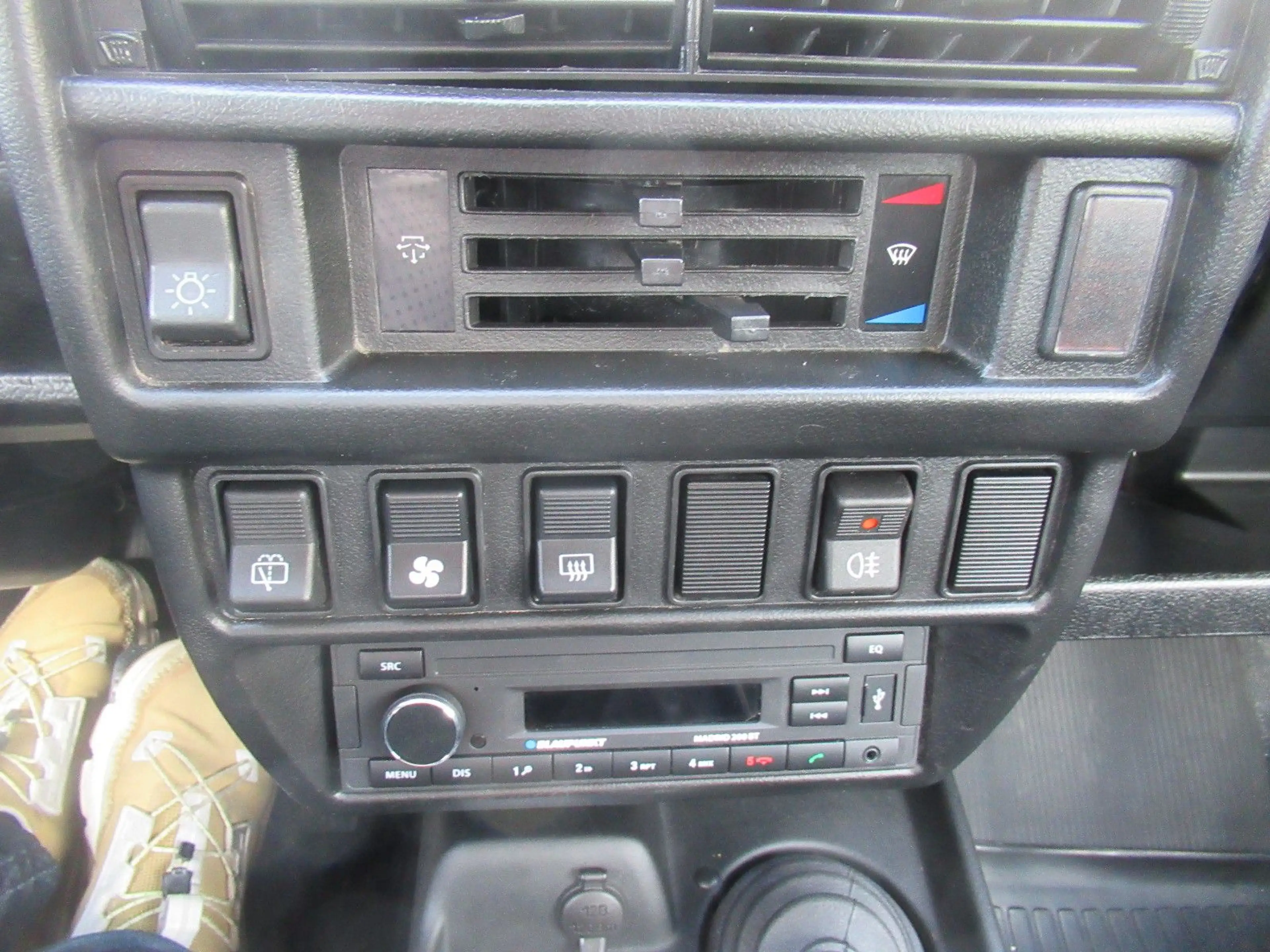 Lada Niva TAIGA 4x4 DOTZ AHK RADIO v. VERTRAGSHÄNDLER — photo 9