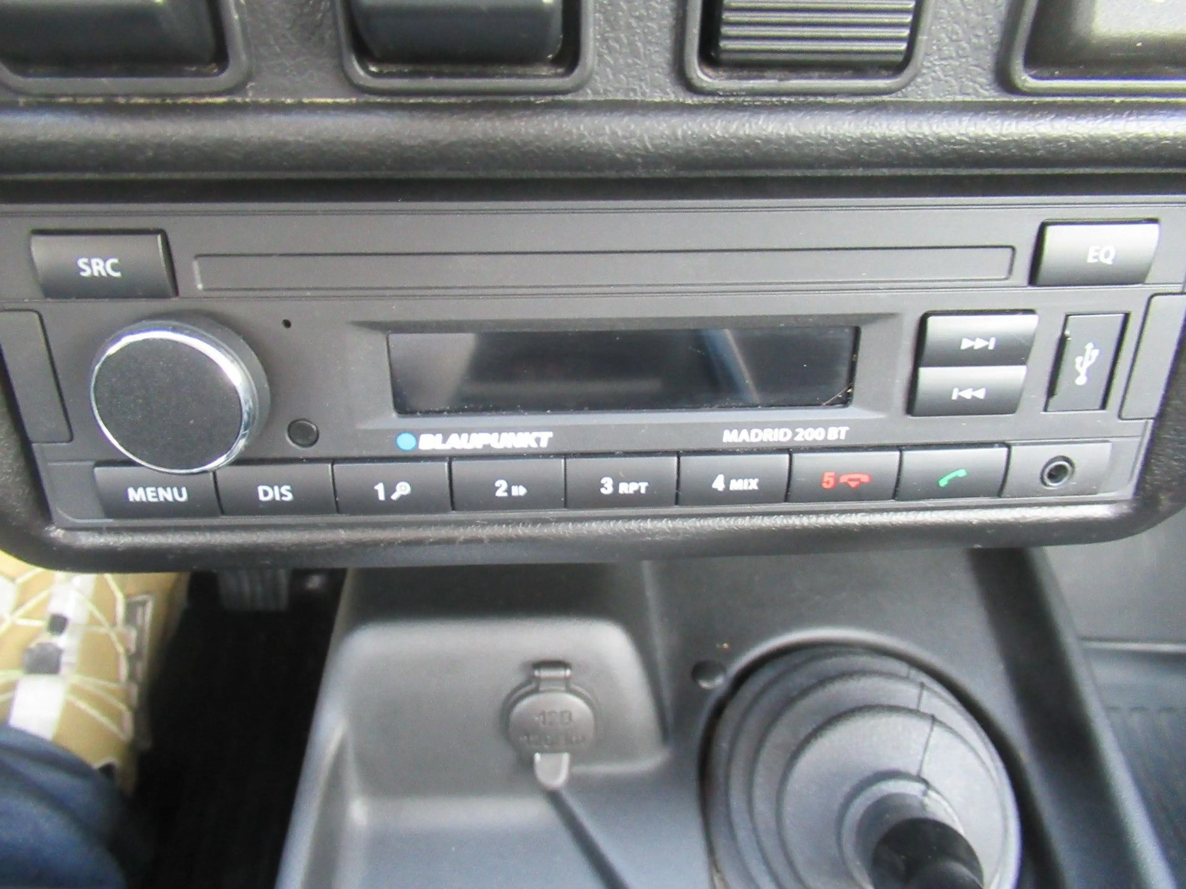 Lada Niva TAIGA 4x4 DOTZ AHK RADIO v. VERTRAGSHÄNDLER — photo 12