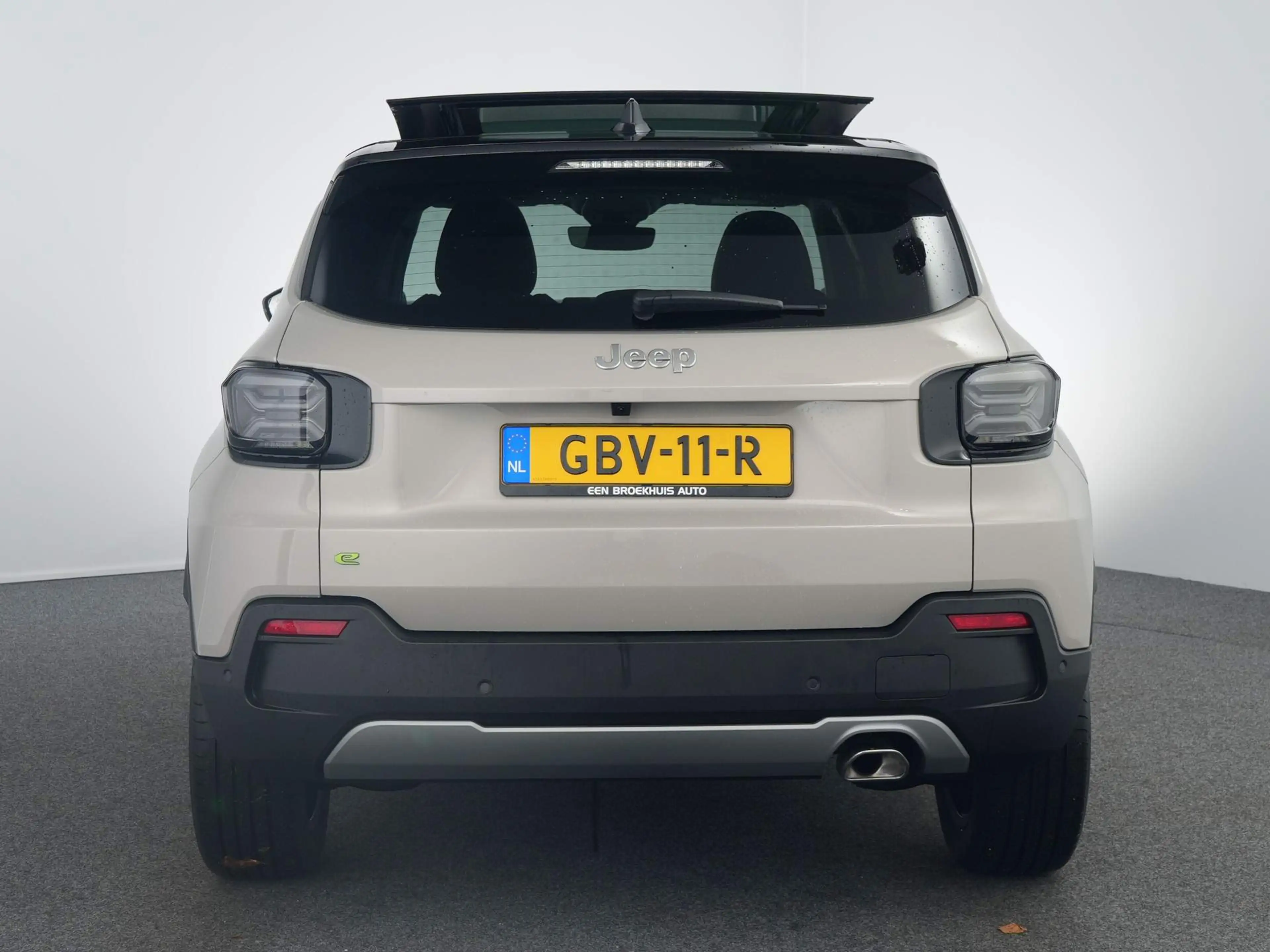 Jeep Avenger 1.2 e-Hybrid Summit | Leder en winterpakket | Adap — photo 6