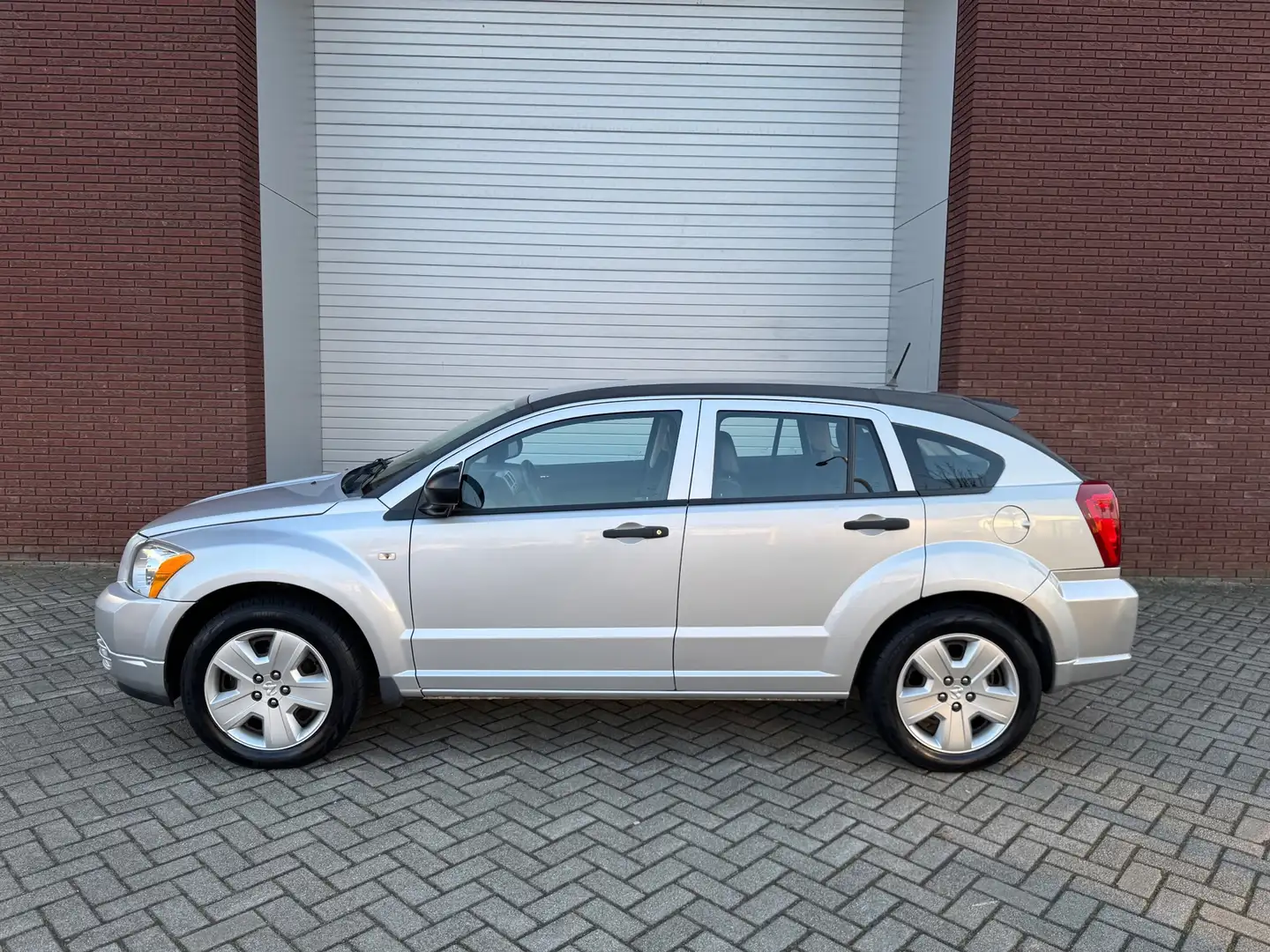 Dodge Caliber 1.8 SE Airco Isofix Trekhaak 2e Eig Nap Gris - 2