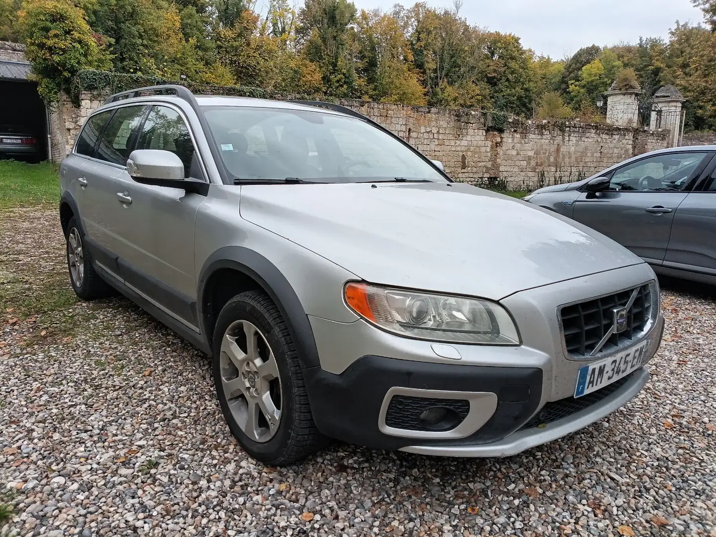 Volvo XC70 D5 AWD Summum - 2