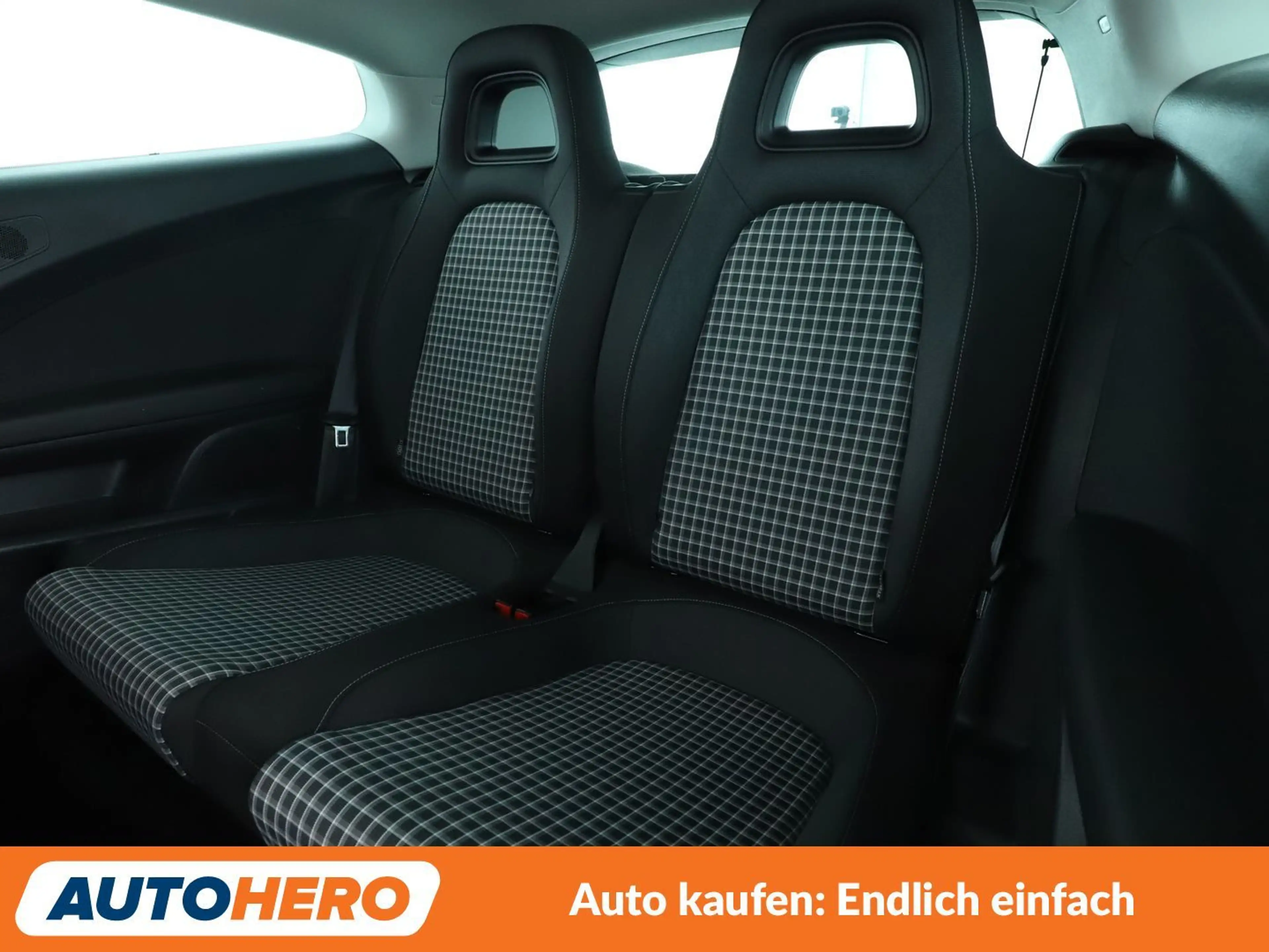 Volkswagen Scirocco 2.0 TDI BM*CAM*PDC*SHZ*KLIMA* — photo 14