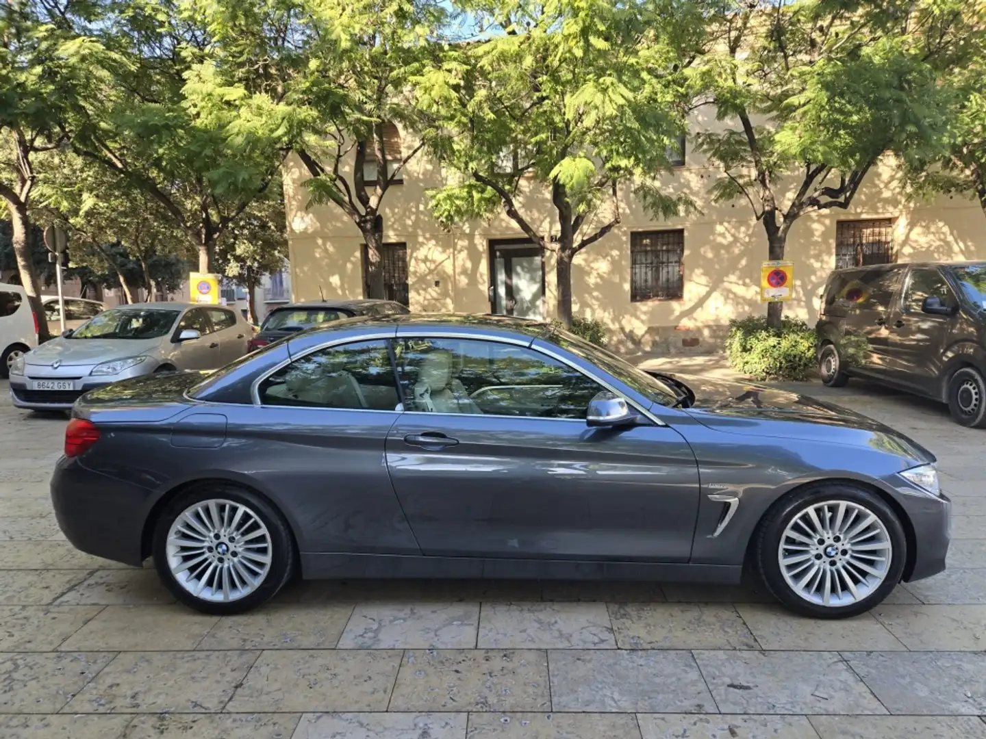 BMW 420 420dA Cabrio Grigio - 2