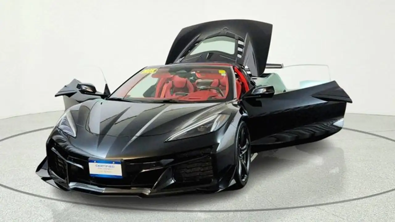 Chevrolet Corvette снимка Chevrolet Corvette