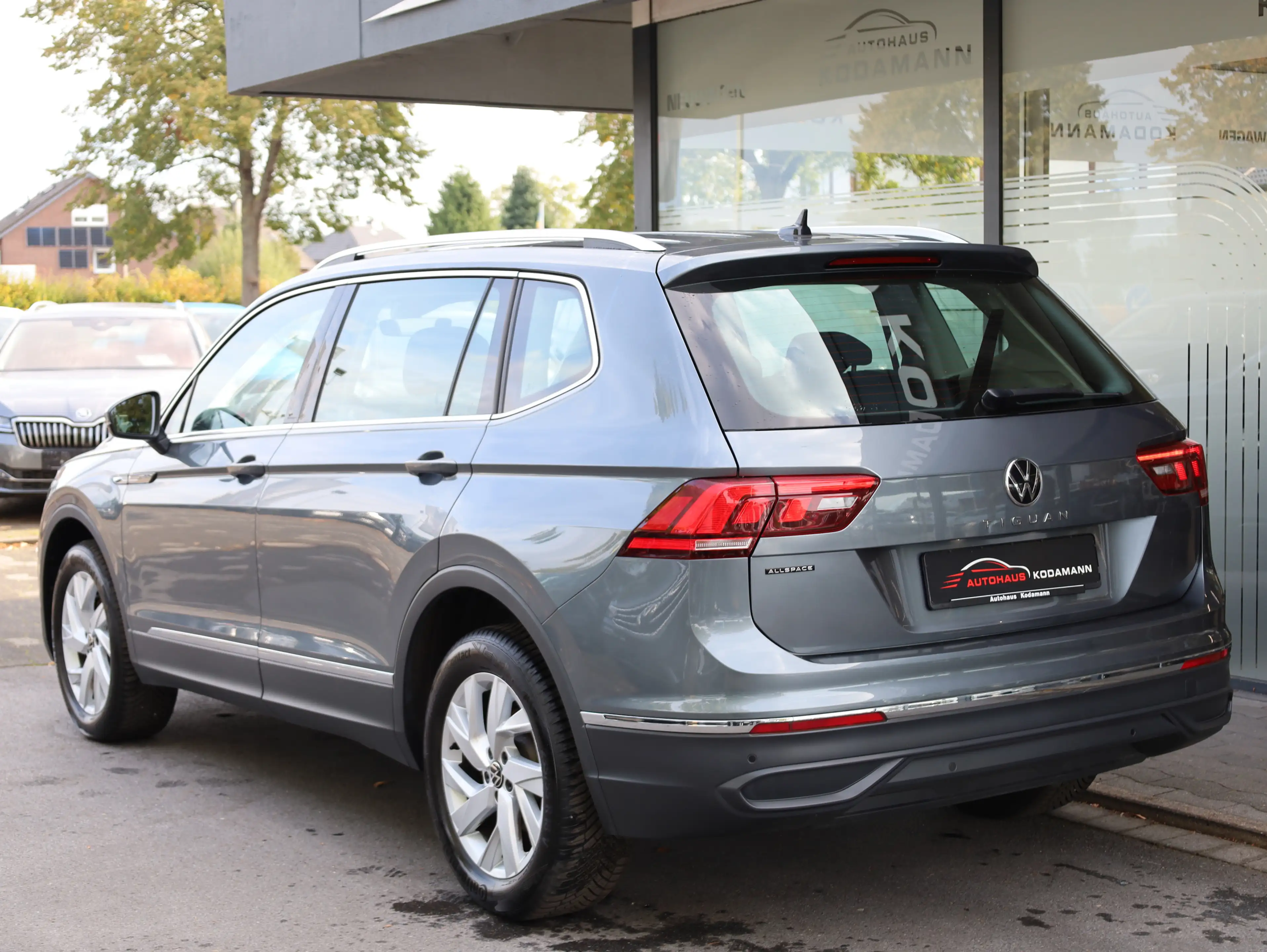 Volkswagen Tiguan Allspace Life *Virtual*ACC*AHK* 7 Sitzer* — photo 7