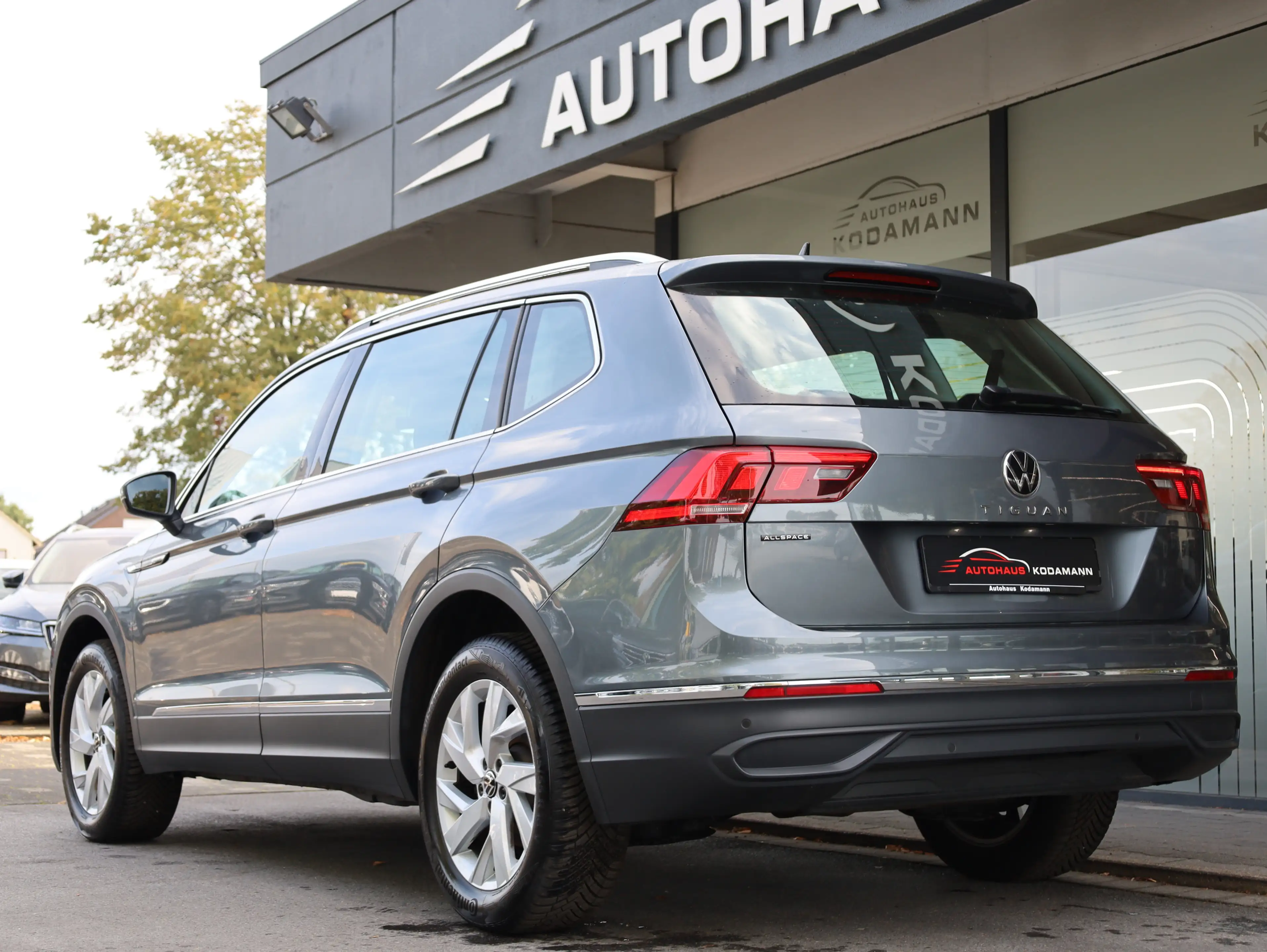 Volkswagen Tiguan Allspace Life *Virtual*ACC*AHK* 7 Sitzer* — photo 8