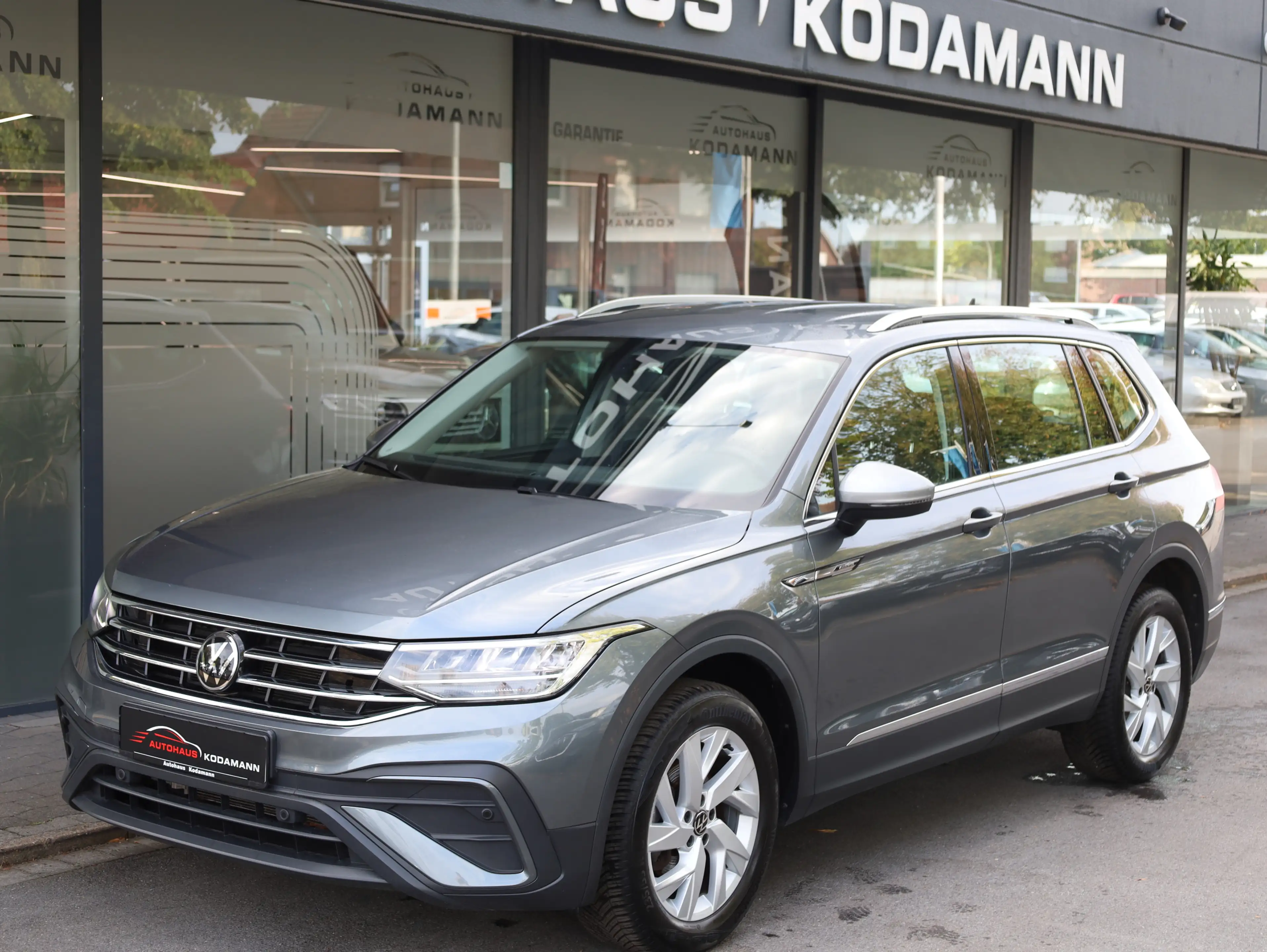 Volkswagen Tiguan Allspace Life *Virtual*ACC*AHK* 7 Sitzer* — photo 5