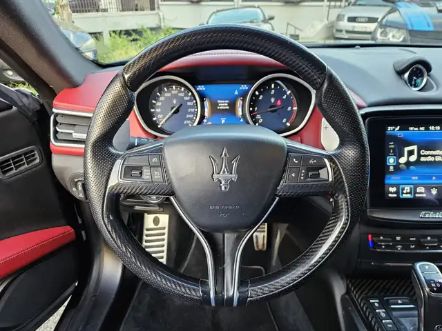 Maserati Ghibli view 13