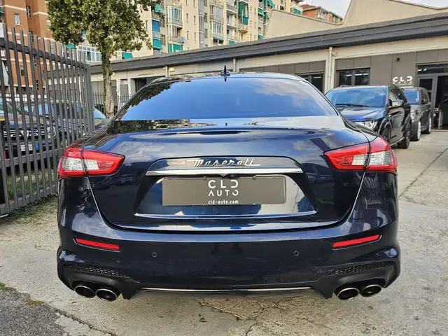 Maserati Ghibli view 5