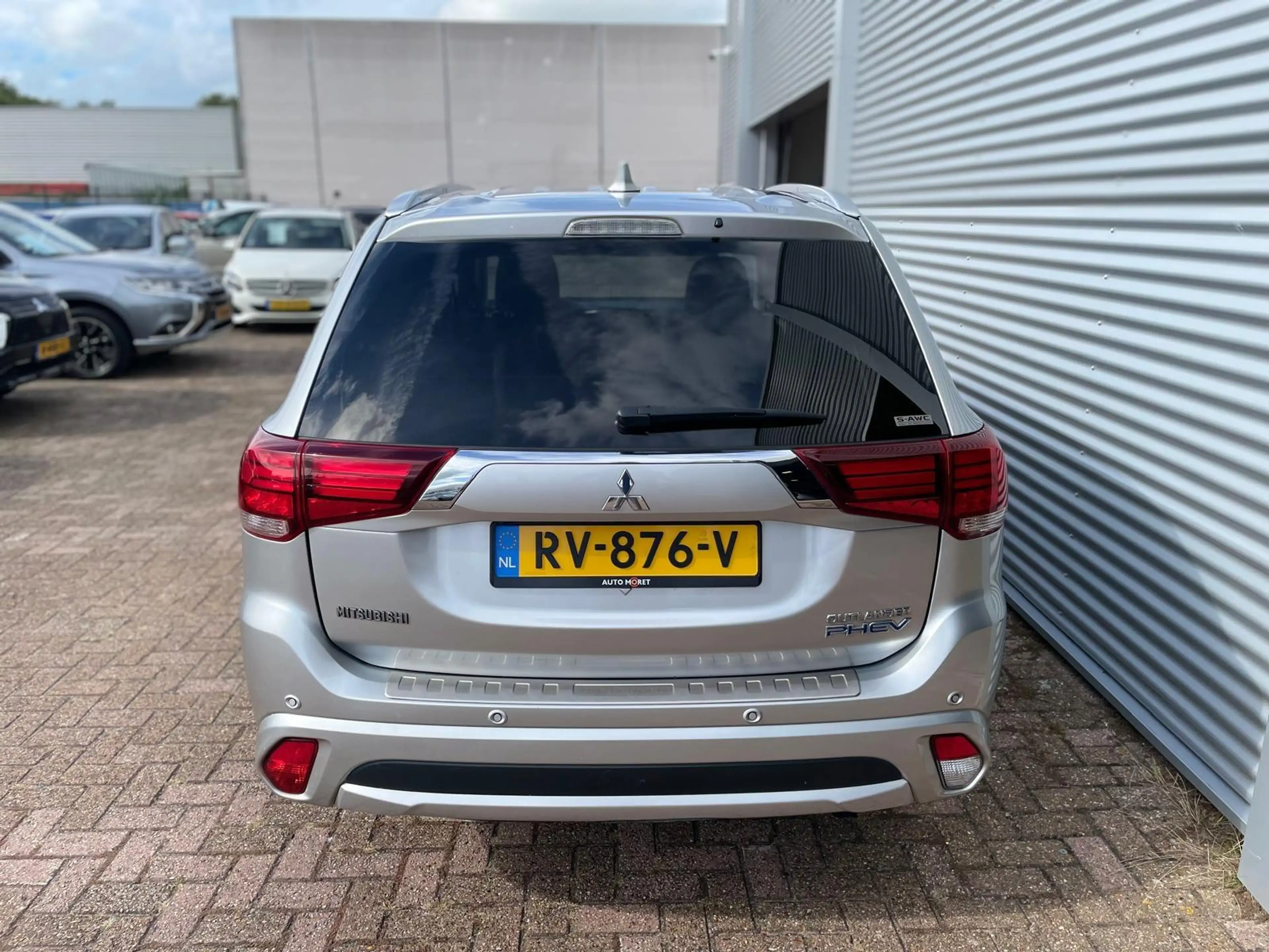 Mitsubishi Outlander 2.0 PHEV Premium Nieuwe Accupakket met 30000km! SO — photo 4