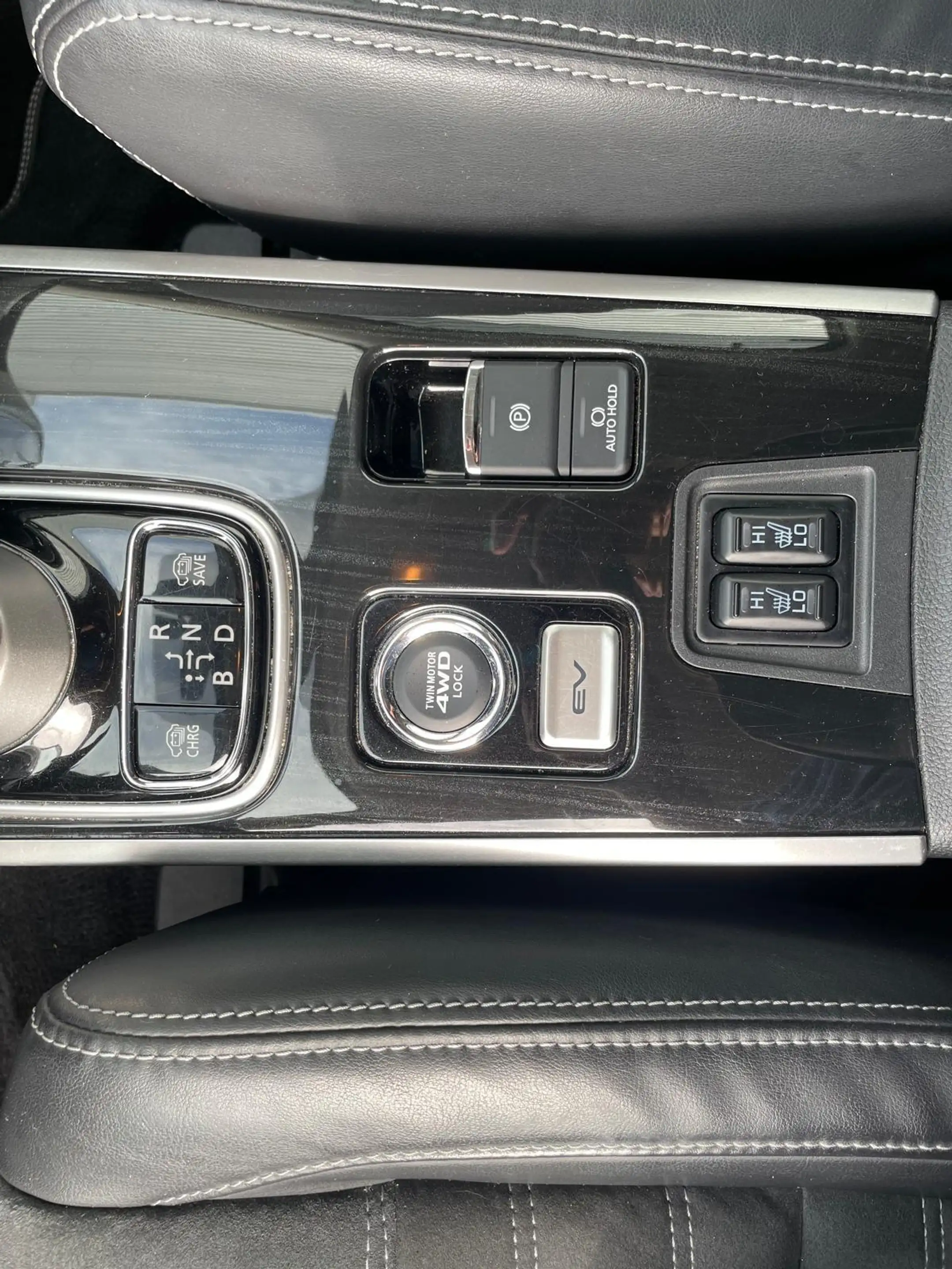 Mitsubishi Outlander 2.0 PHEV Premium Nieuwe Accupakket met 30000km! SO — photo 11