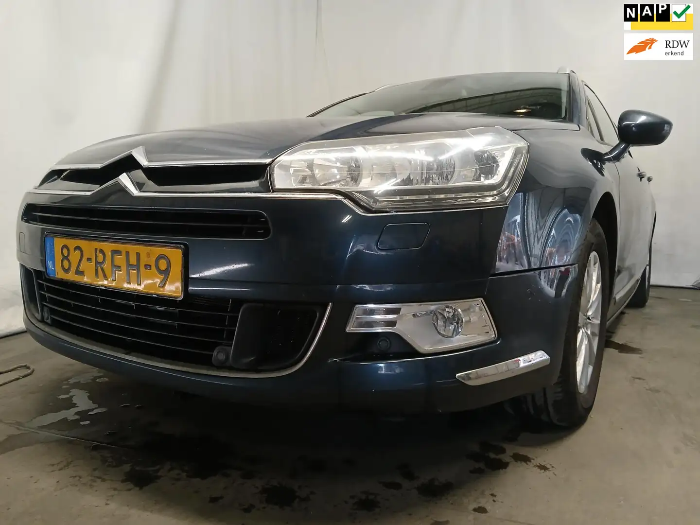 Citroen C5 Tourer 1.6 e-HDi Business SCHADEAUTO!! Blauw - 1