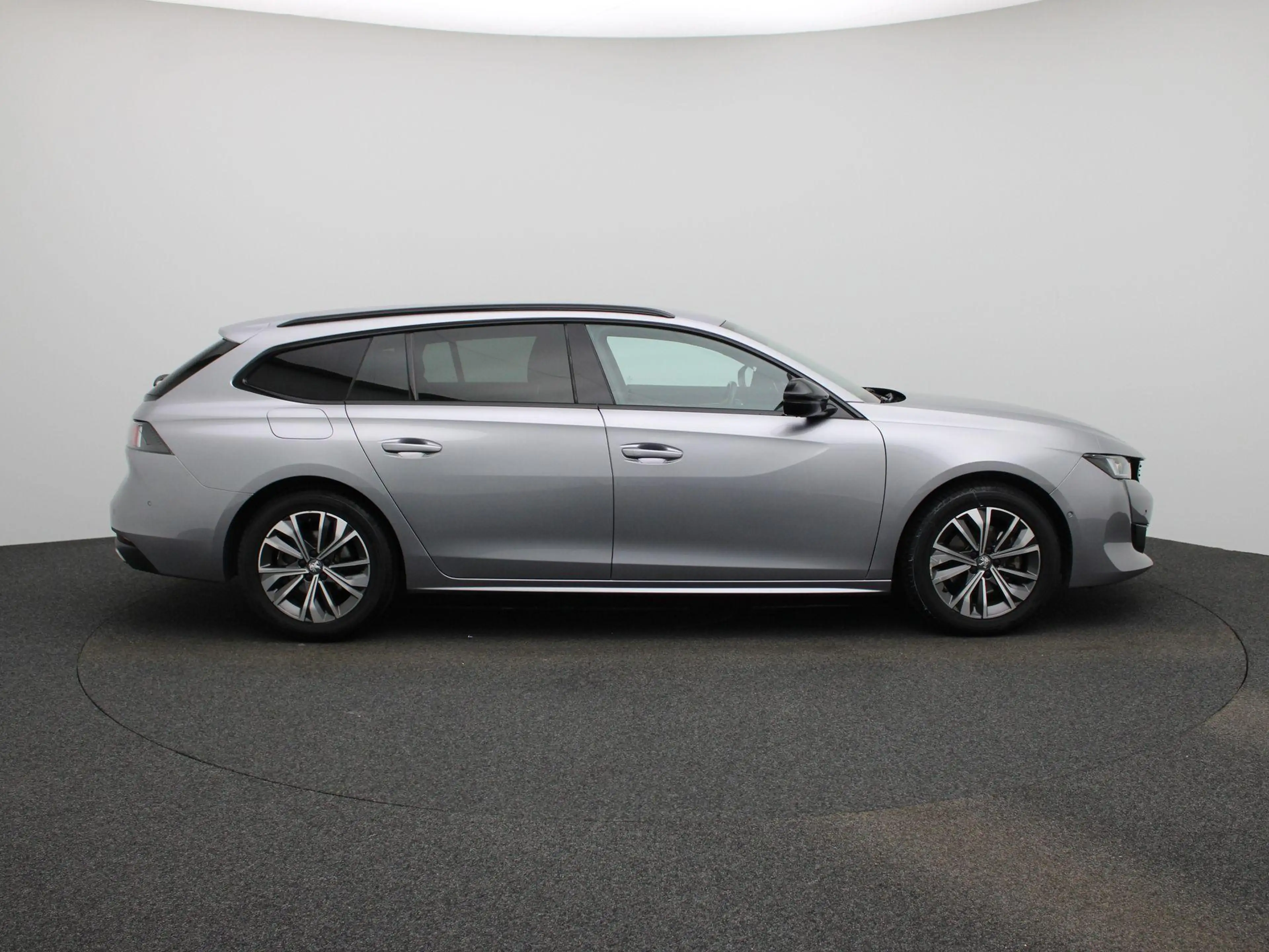 Peugeot 508 SW 1.5 BlueHDi 130 S&S EAT8 Active | Camera | PDC — photo 7