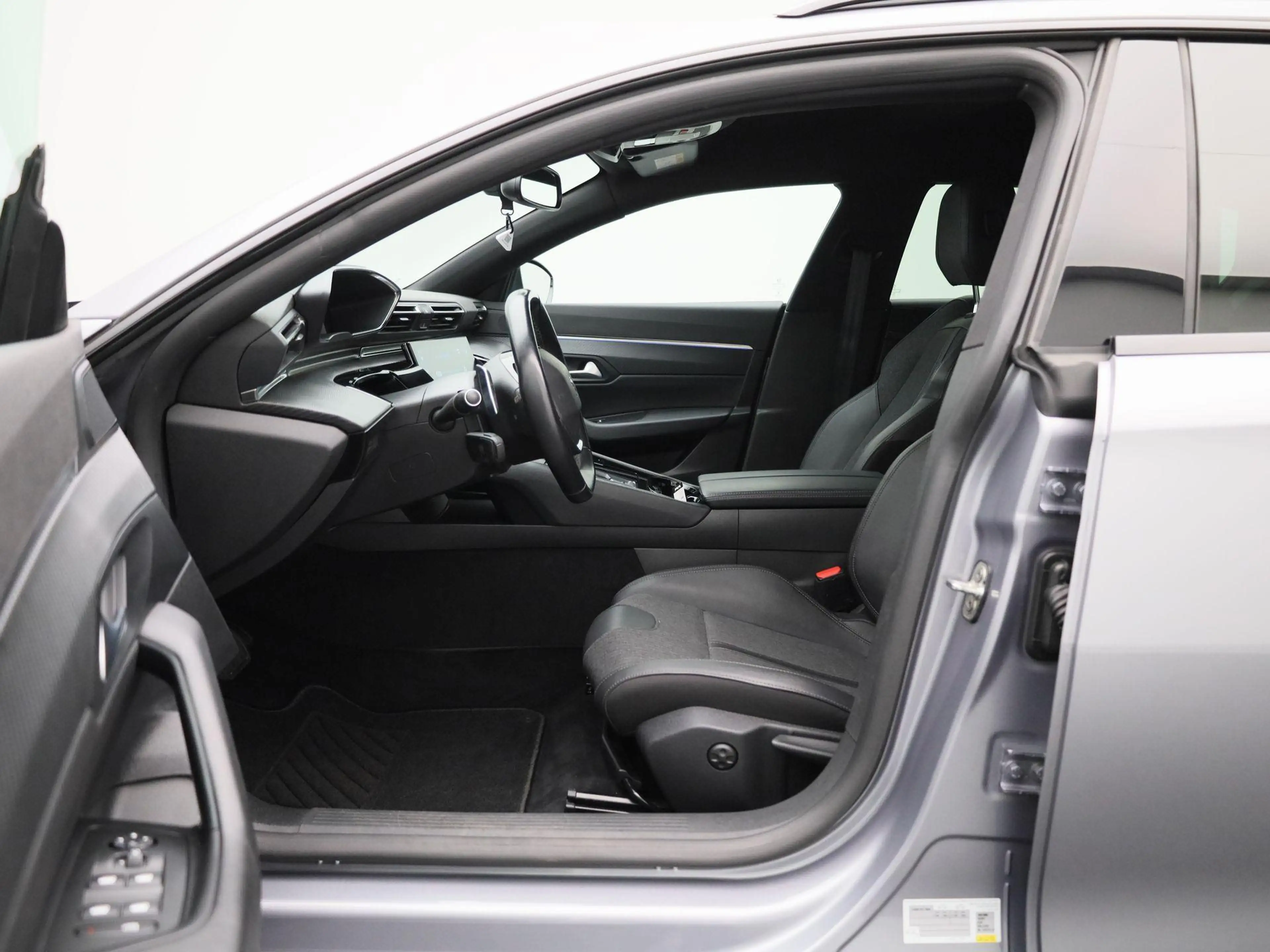 Peugeot 508 SW 1.5 BlueHDi 130 S&S EAT8 Active | Camera | PDC — photo 11
