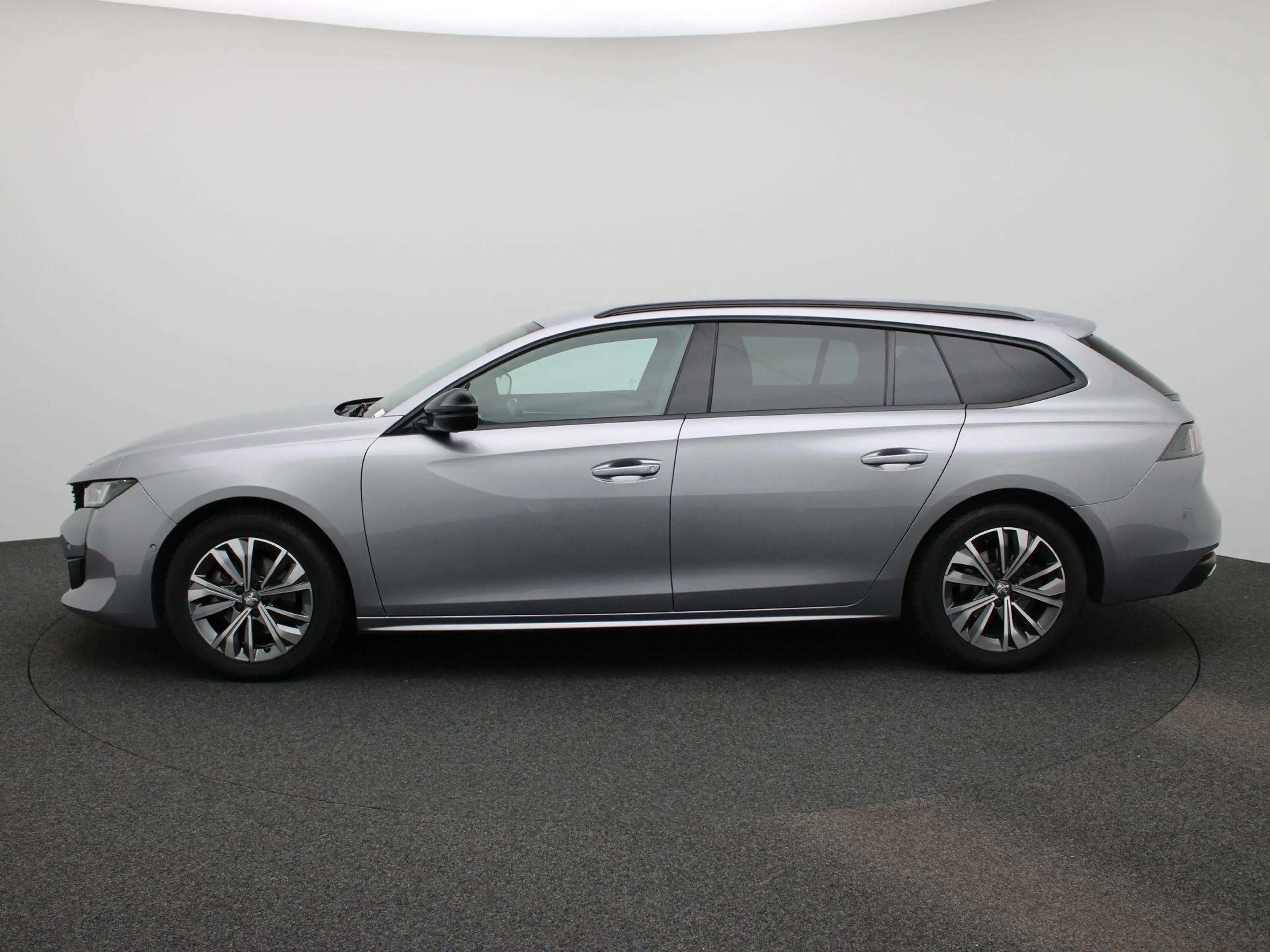 Peugeot 508 SW 1.5 BlueHDi 130 S&S EAT8 Active | Camera | PDC — photo 5