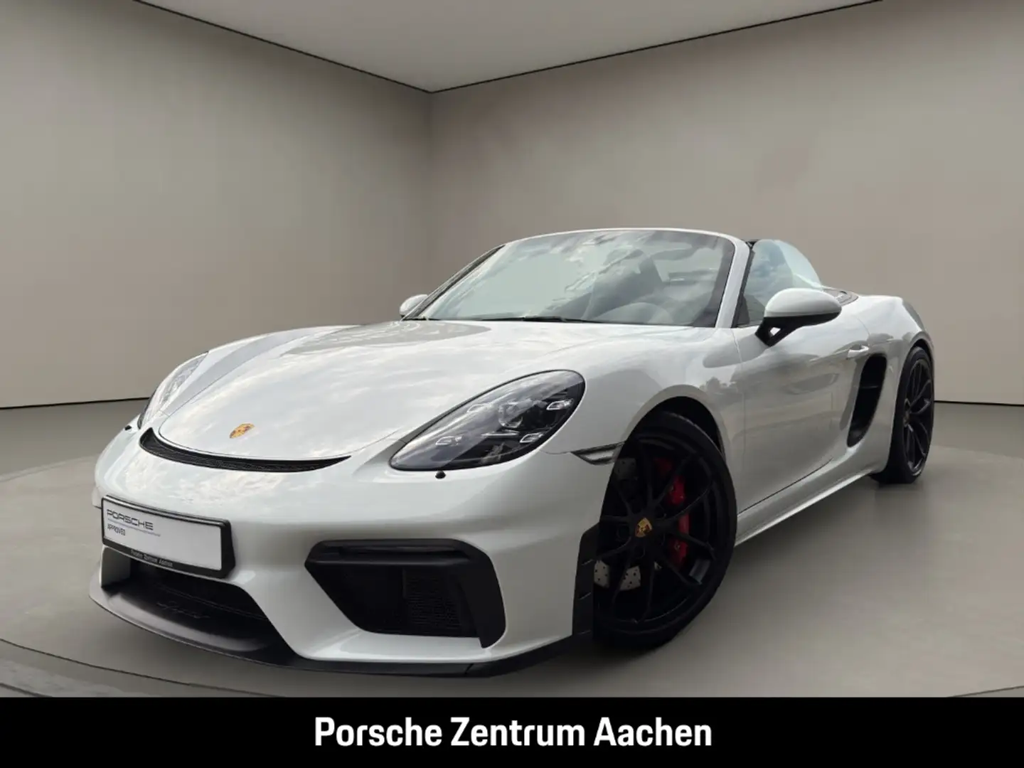 Porsche 718 Spyder BOSE 20-Zoll Sport Chrono Paket Weiß - 1