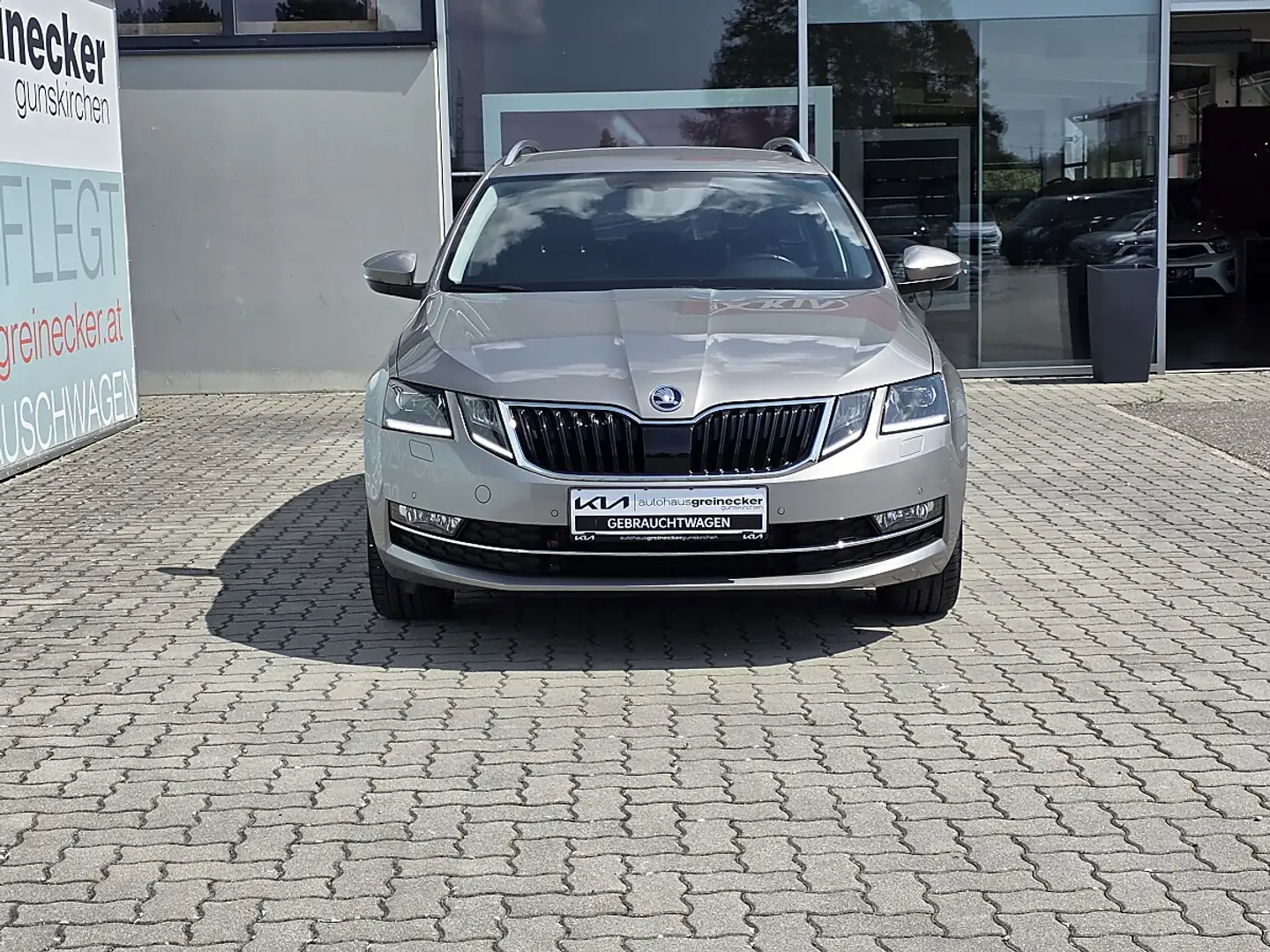 Skoda Octavia 1.5 TSI ACT Style Beige - 2
