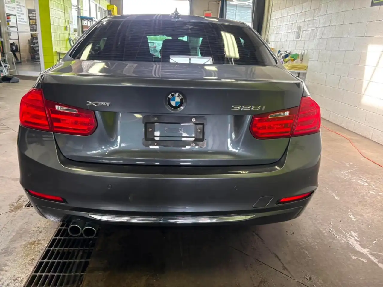 BMW 3 Series photo BMW 3 Series