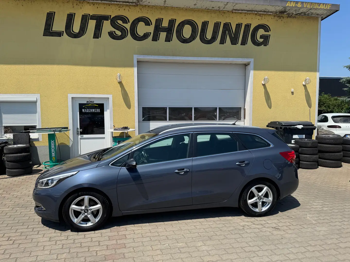 Kia Ceed SW / cee'd SW 1,6 CRDi ISG Motion Bleu - 2
